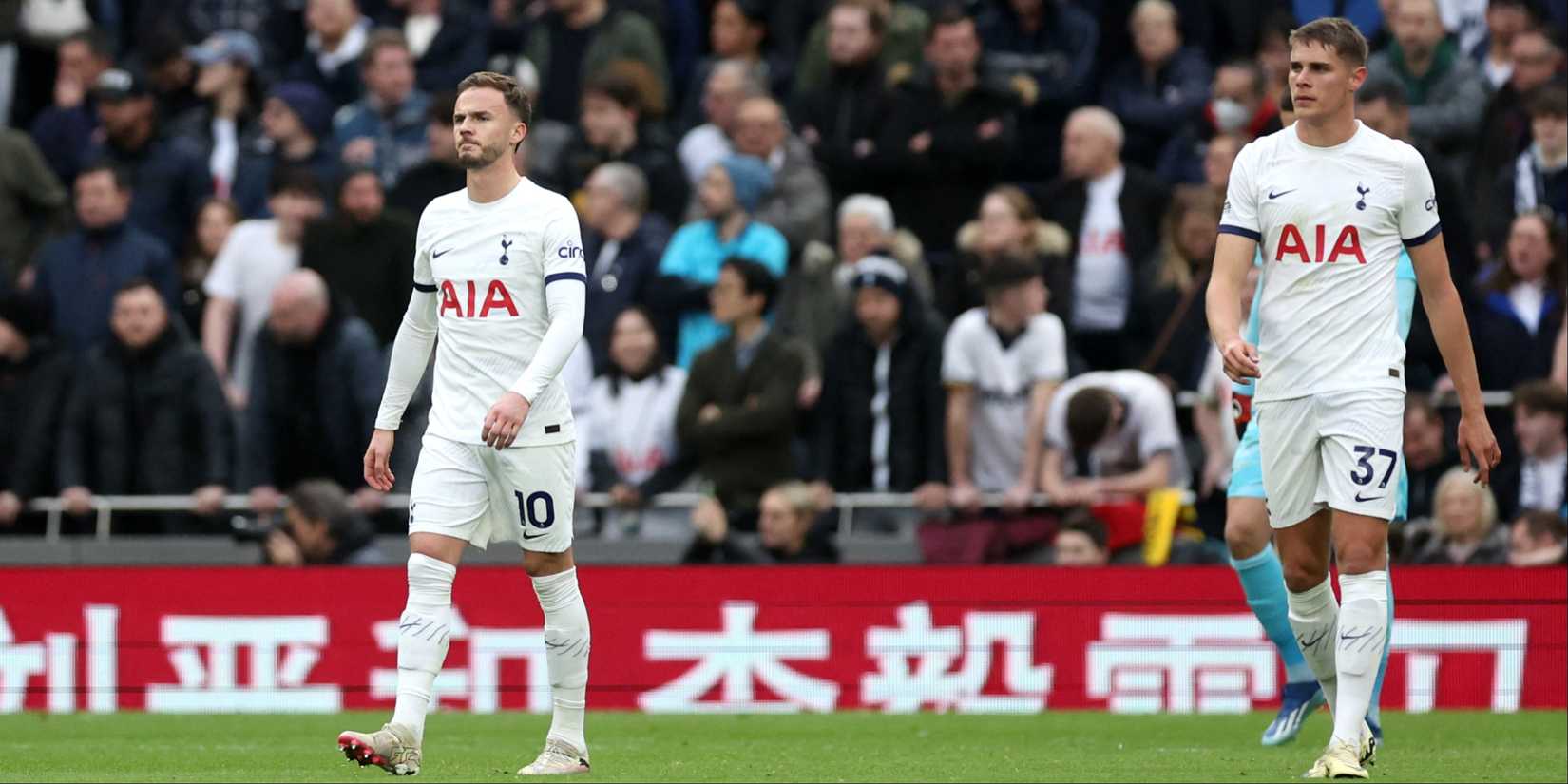 10 Teams With the Most Losses in Premier League History [Ranked]