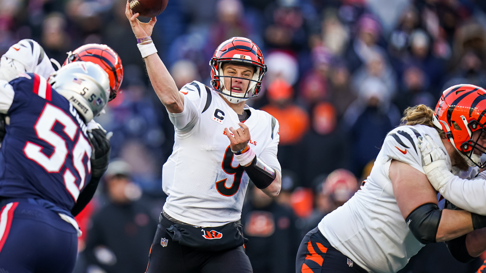 Joe Burrow Bringing Back Randy Moss' Fake Moon TD Celebration