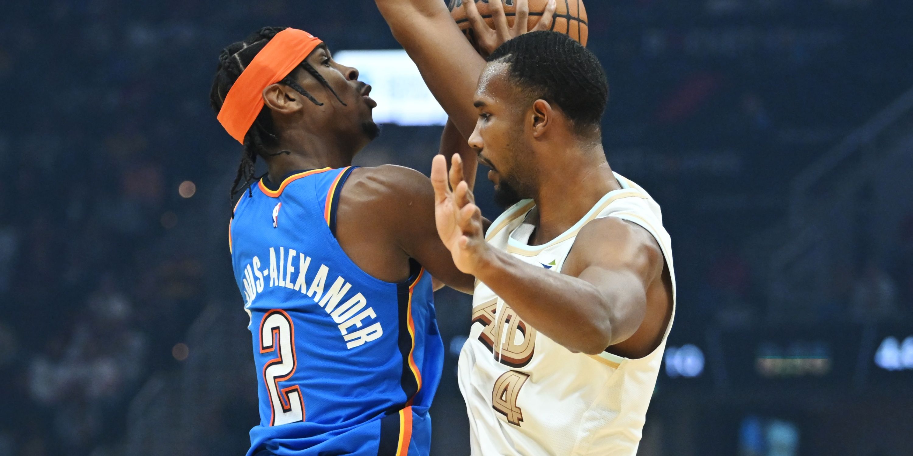 Cavs forward Evan Mobley and Thunder guard Shai Gilgeous-Alexander