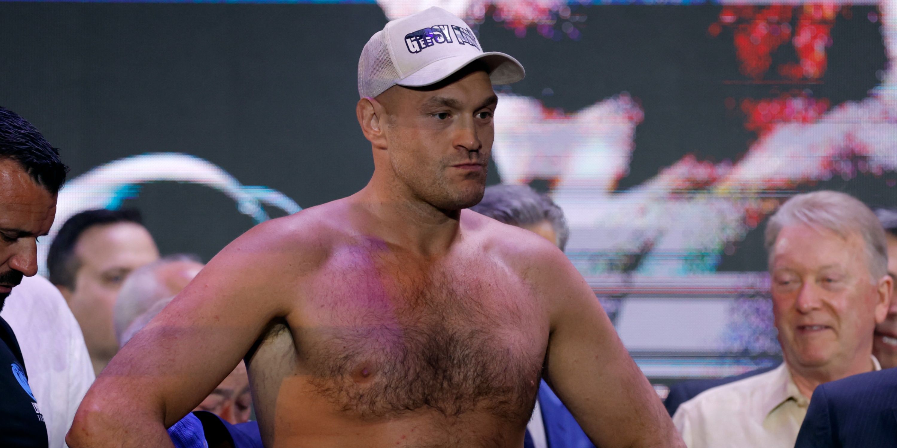 Drake places massive bet on the Fury vs Usyk mega fight AS USA