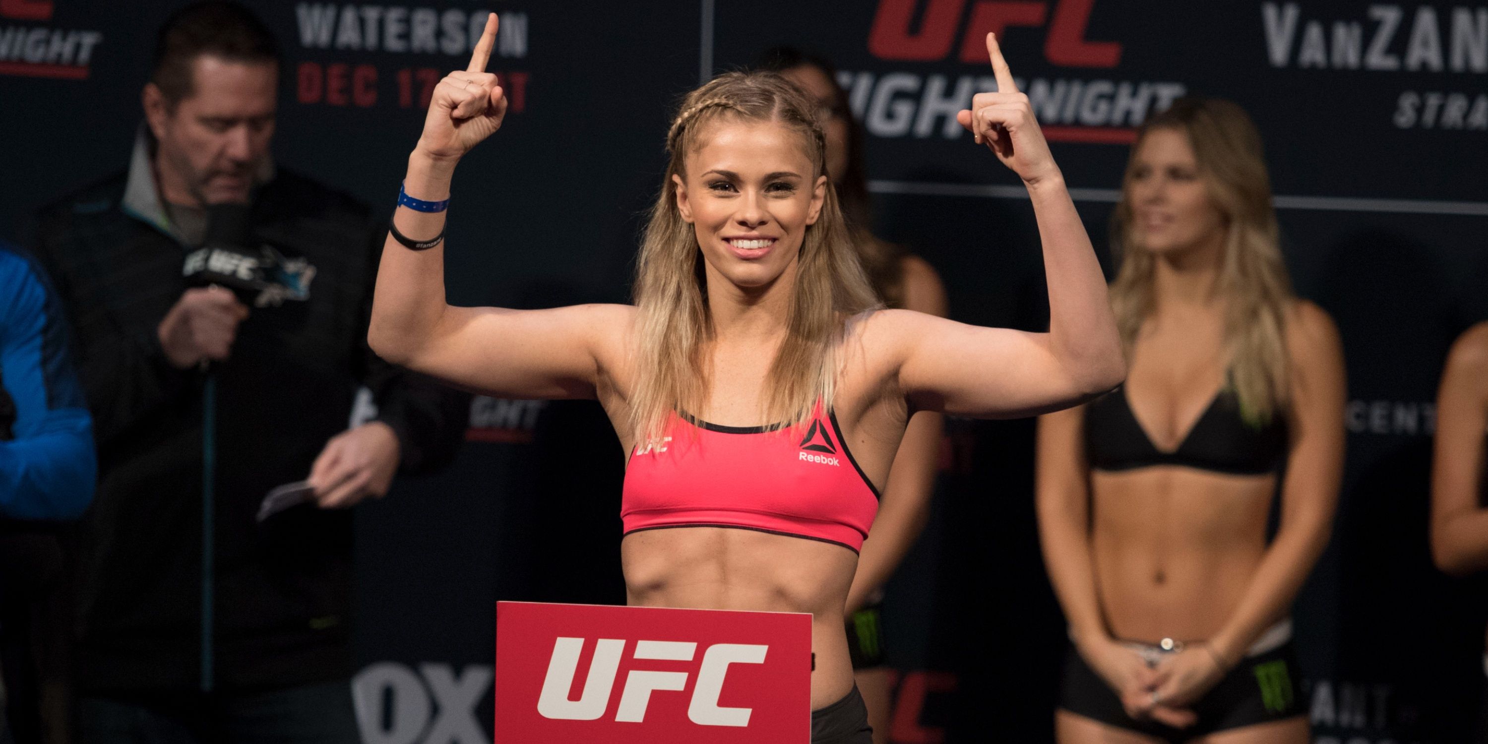 Ex-UFC Fighter Paige VanZant Dropped by Influencer Boxer Elle Brooke