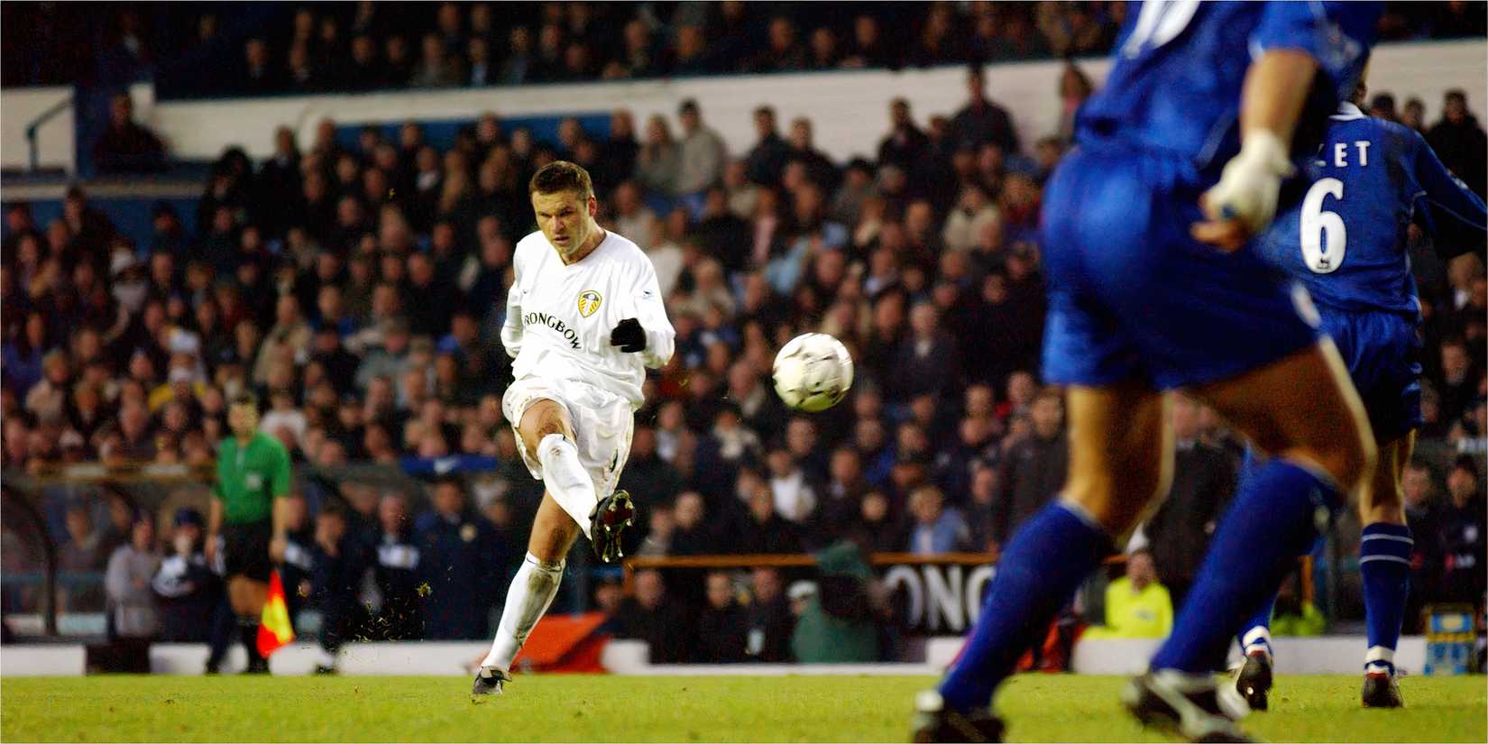 Viduka has a shot on goal