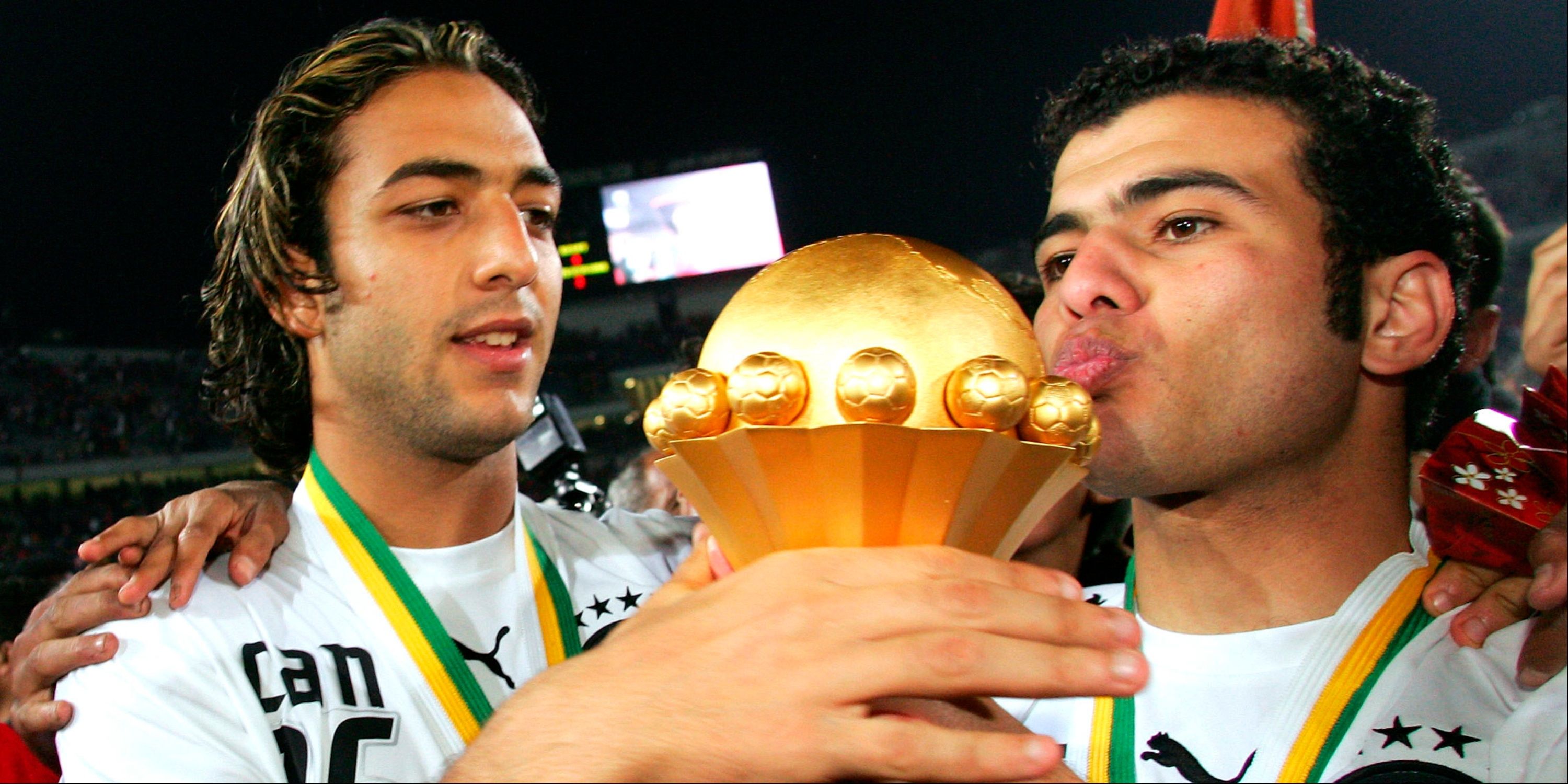 Egypt players with AFCON trophy