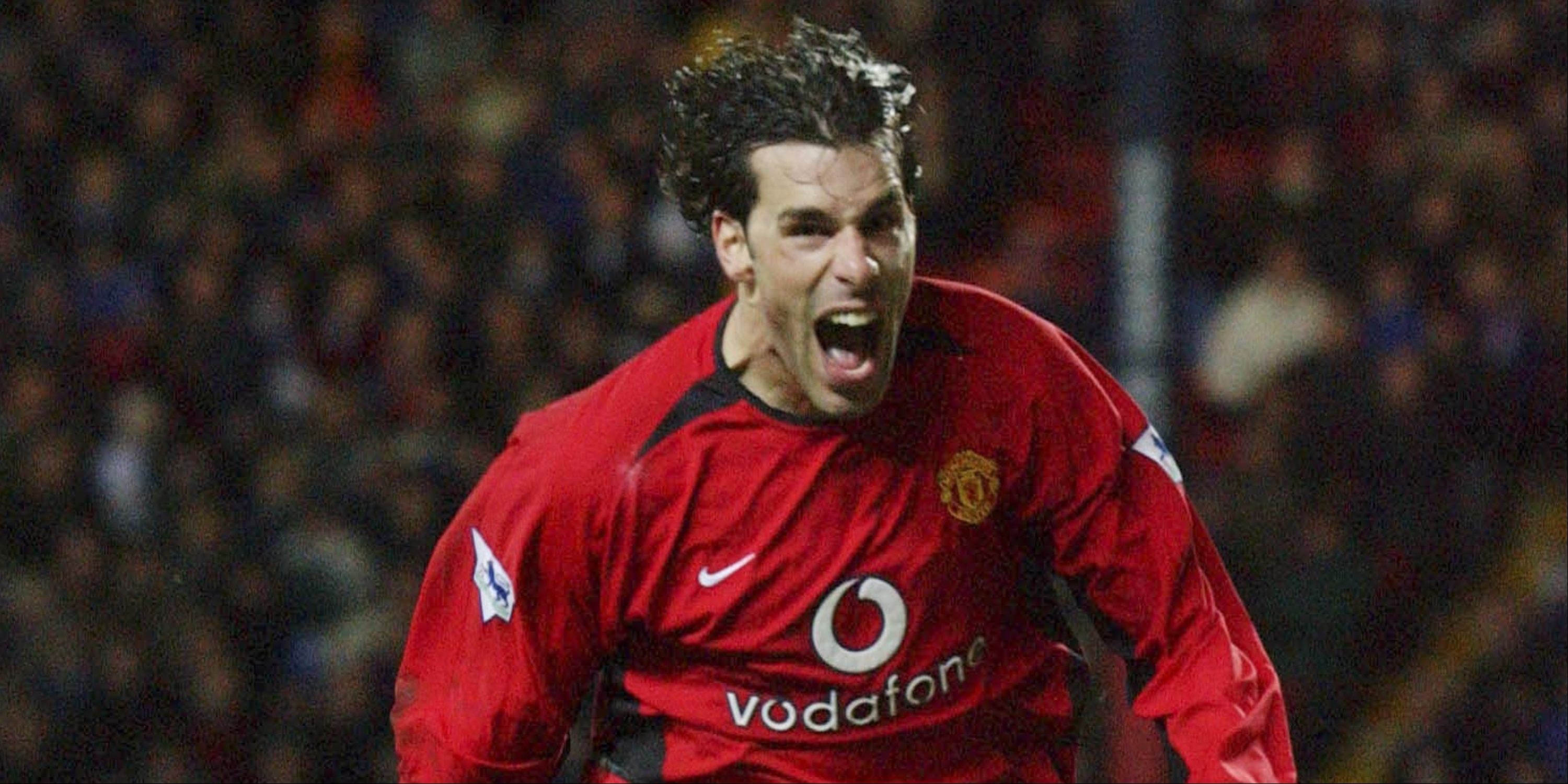 Ruud van Nistelrooy célèbre son but pour Manchester United. 