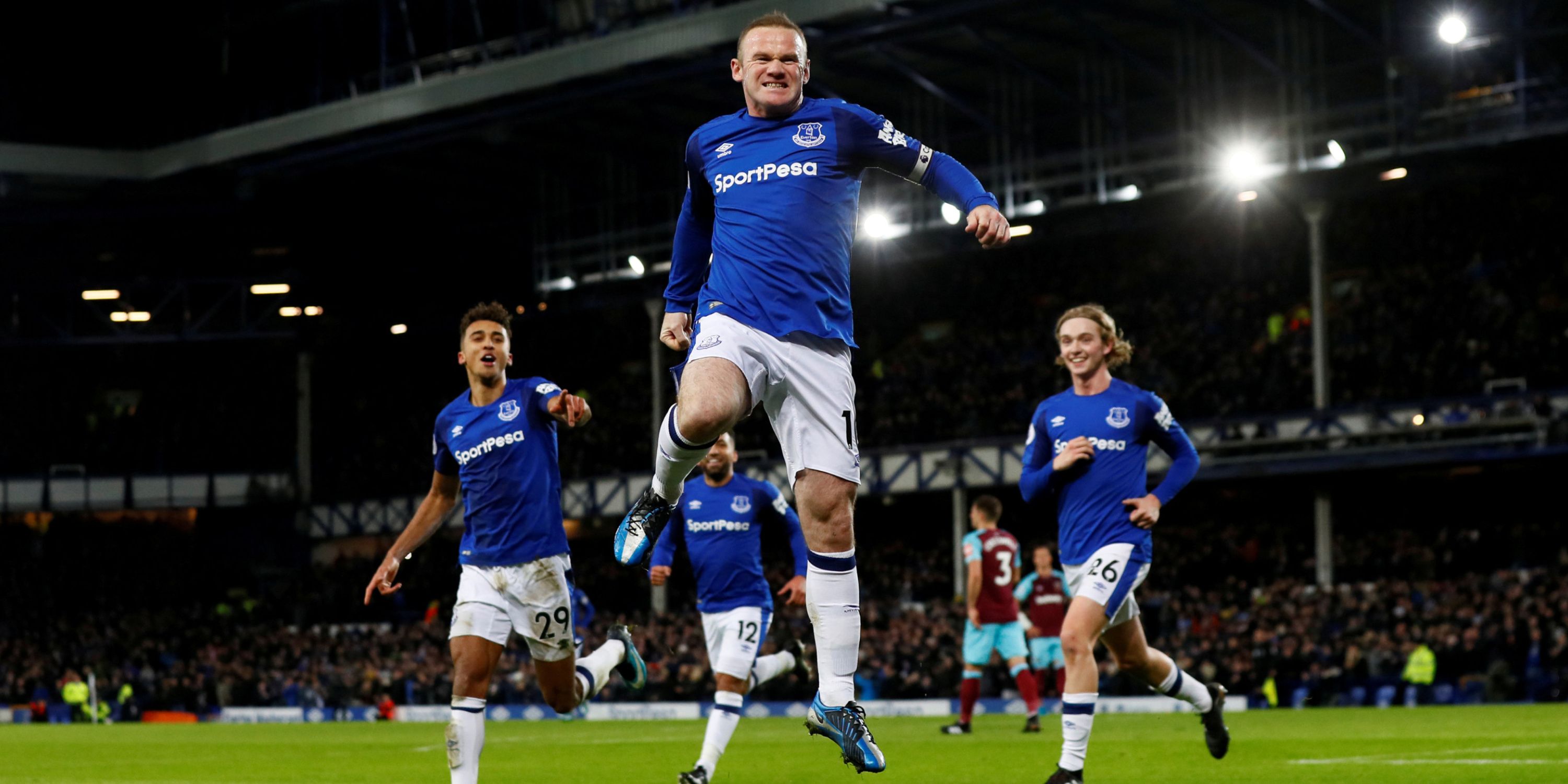 Wayne Rooney celebrates for Everton