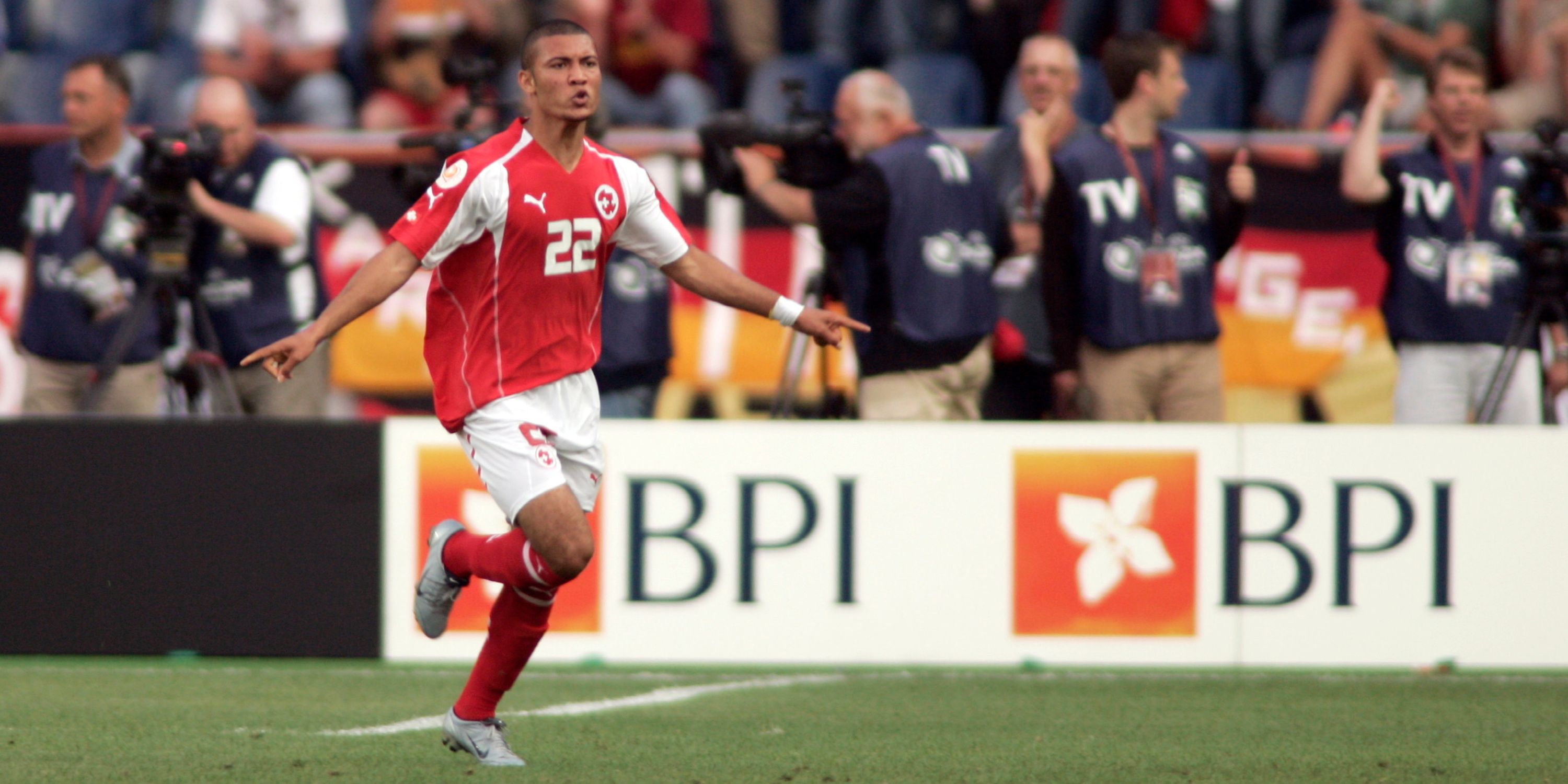 Johan Vonlanthen in action for Switzerland at Euro 2004