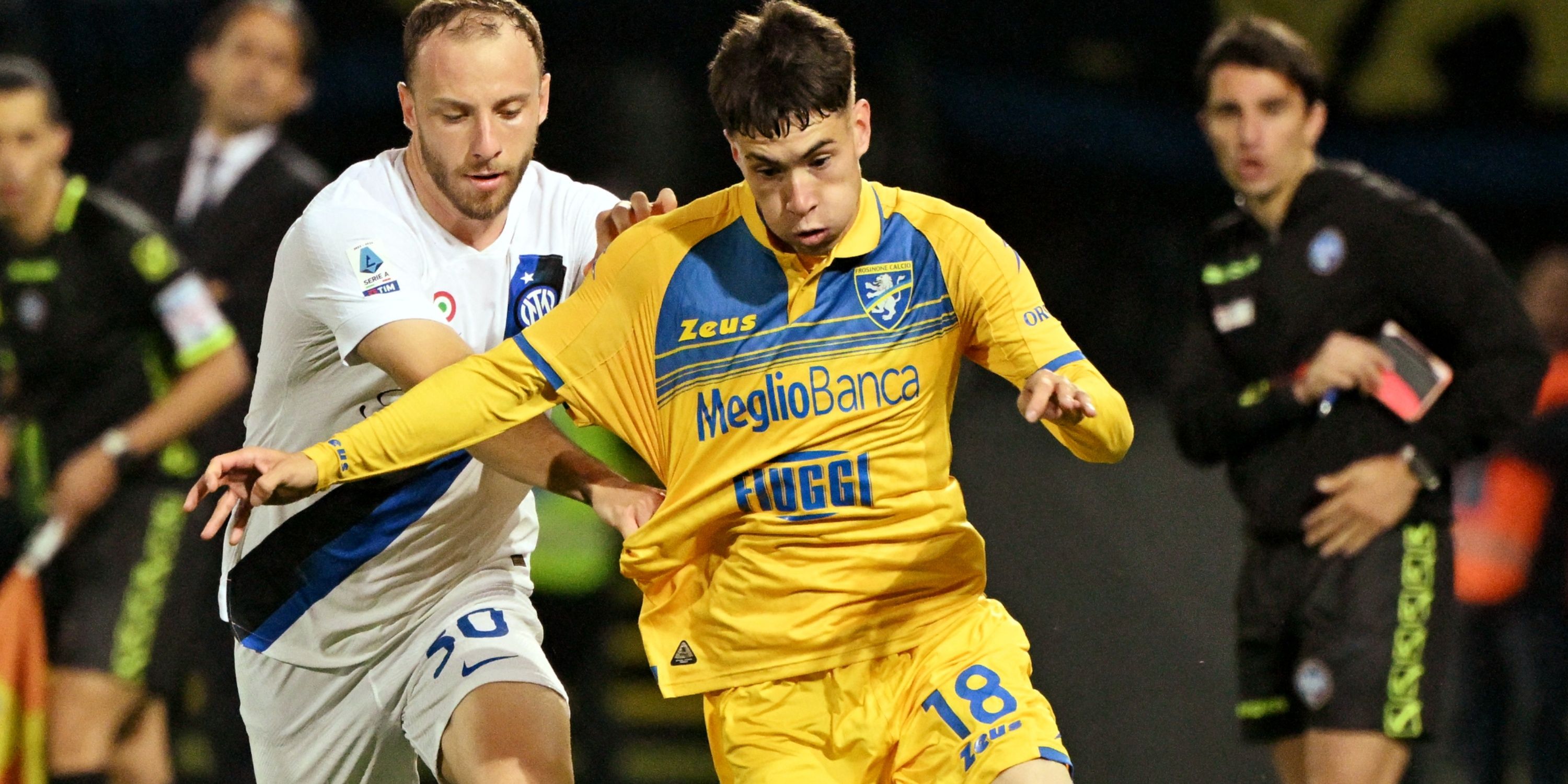 Juventus forward Matias Soule in action on loan at Frosinone-9