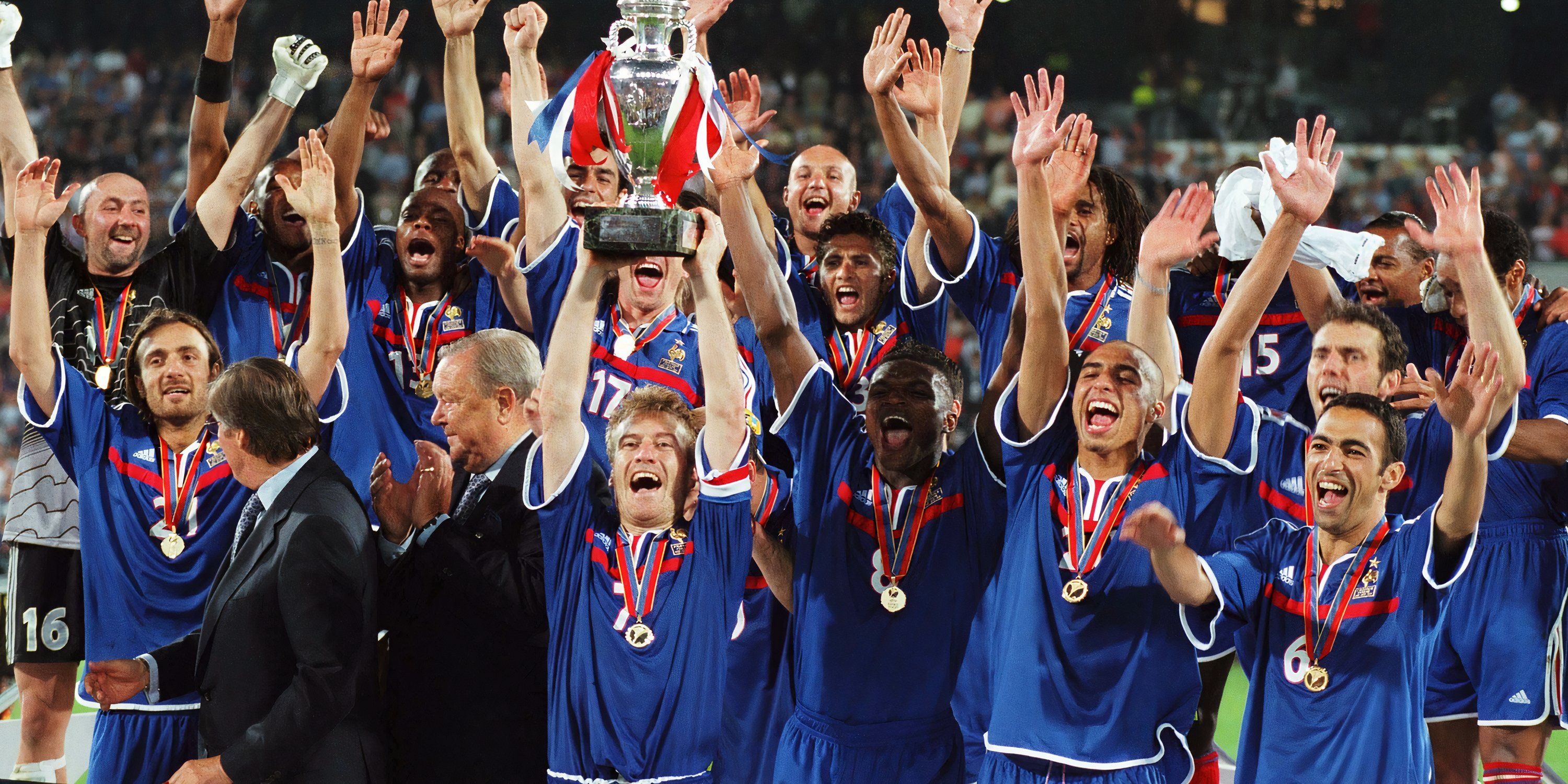 France celebrate euro 2000