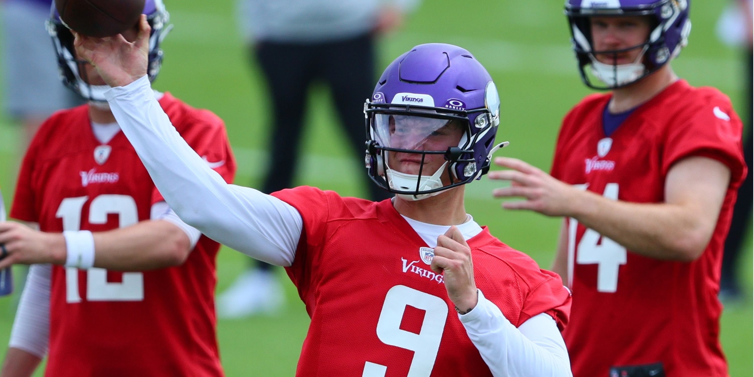 Vikings QB Battle Darnold vs. McCarthy for Starting Spot in '24 BVM