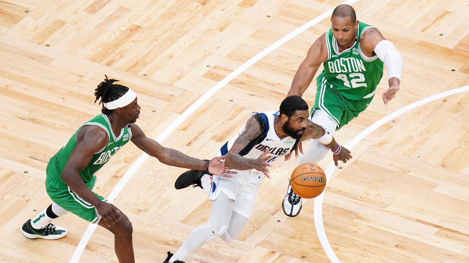 Jrue Holiday Would 'Run Through a Brick Wall' for Al Horford
