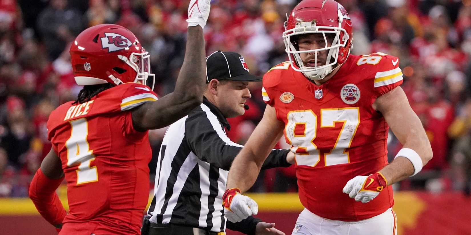 Jerry Rice Loses His Cool After Being Asked About Chiefs WRs