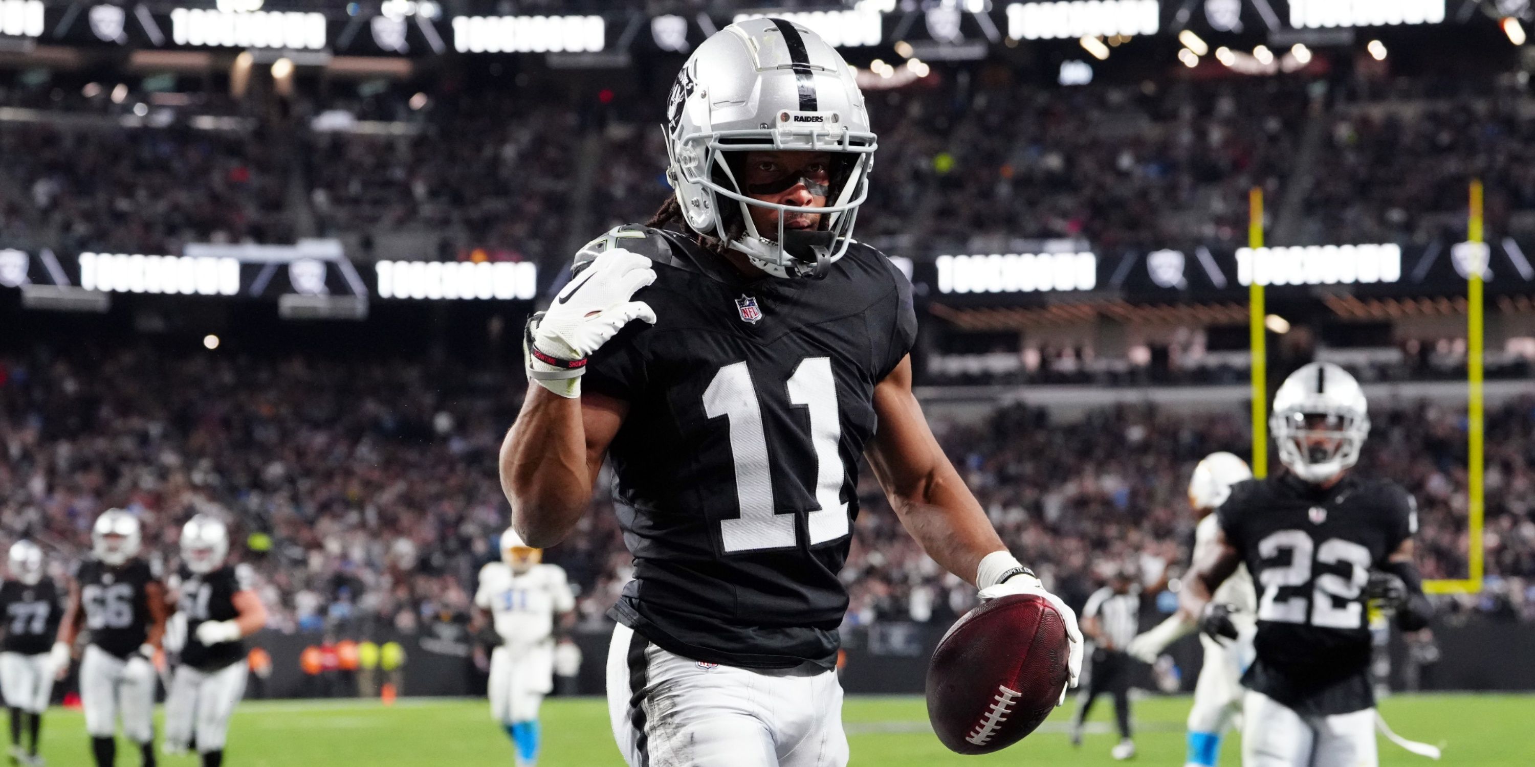 Raiders HC Excited for Tre Tucker To Break Out: 'Hell of an Offseason'