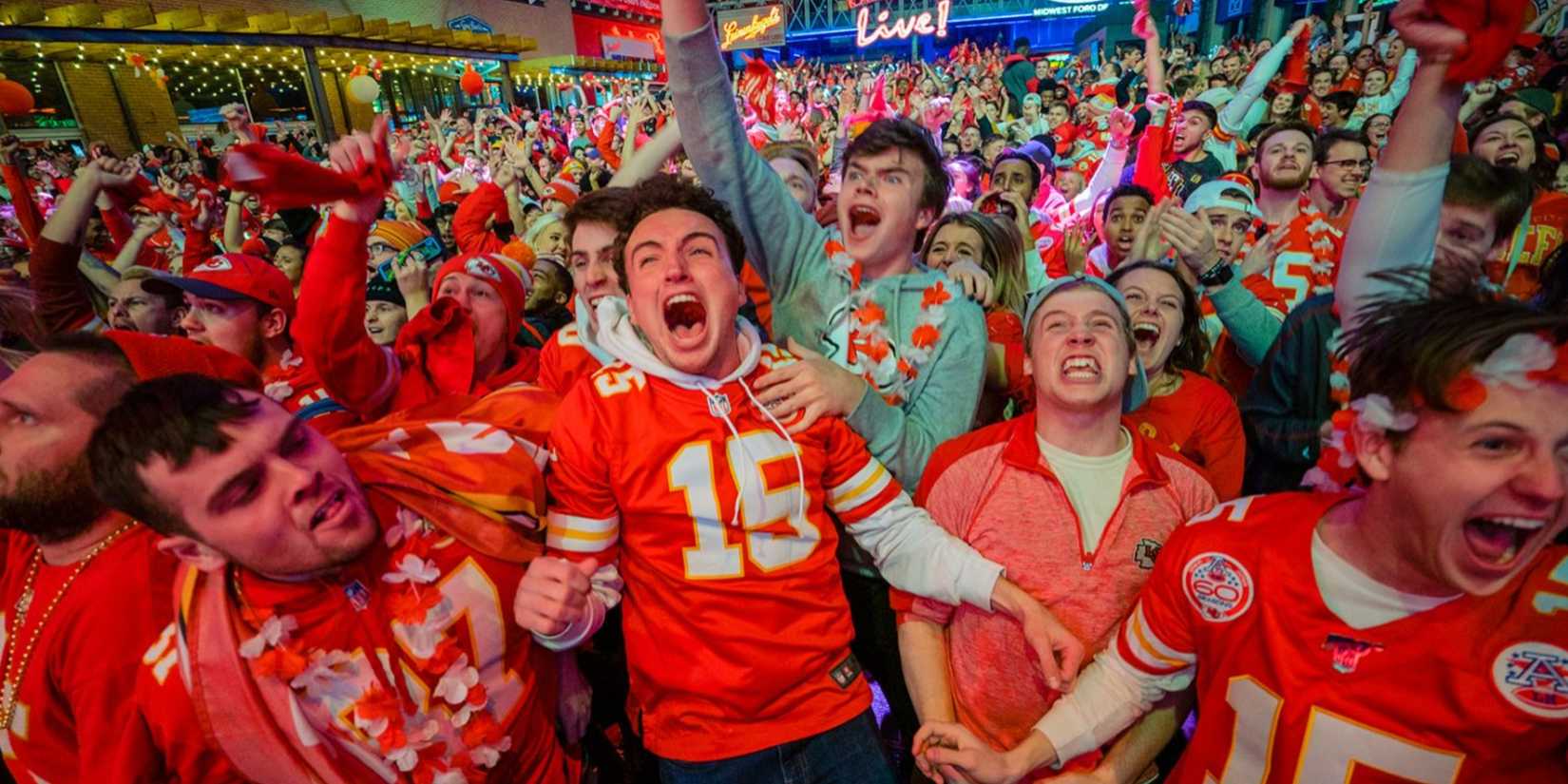 Nfl Fans Modern Top 10 Fan Atmospheres in the NFL