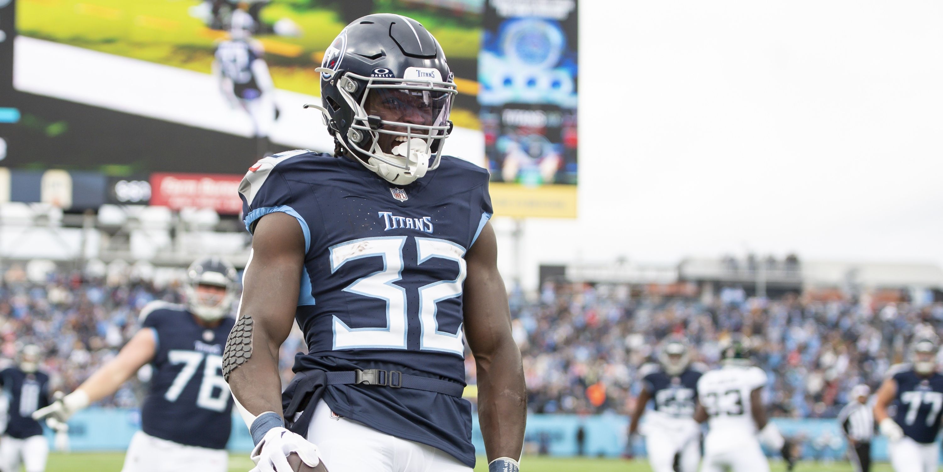 Titans' RB Duo Of Tony Pollard And Tyjae Spears Sets Lofty Goal For 2024