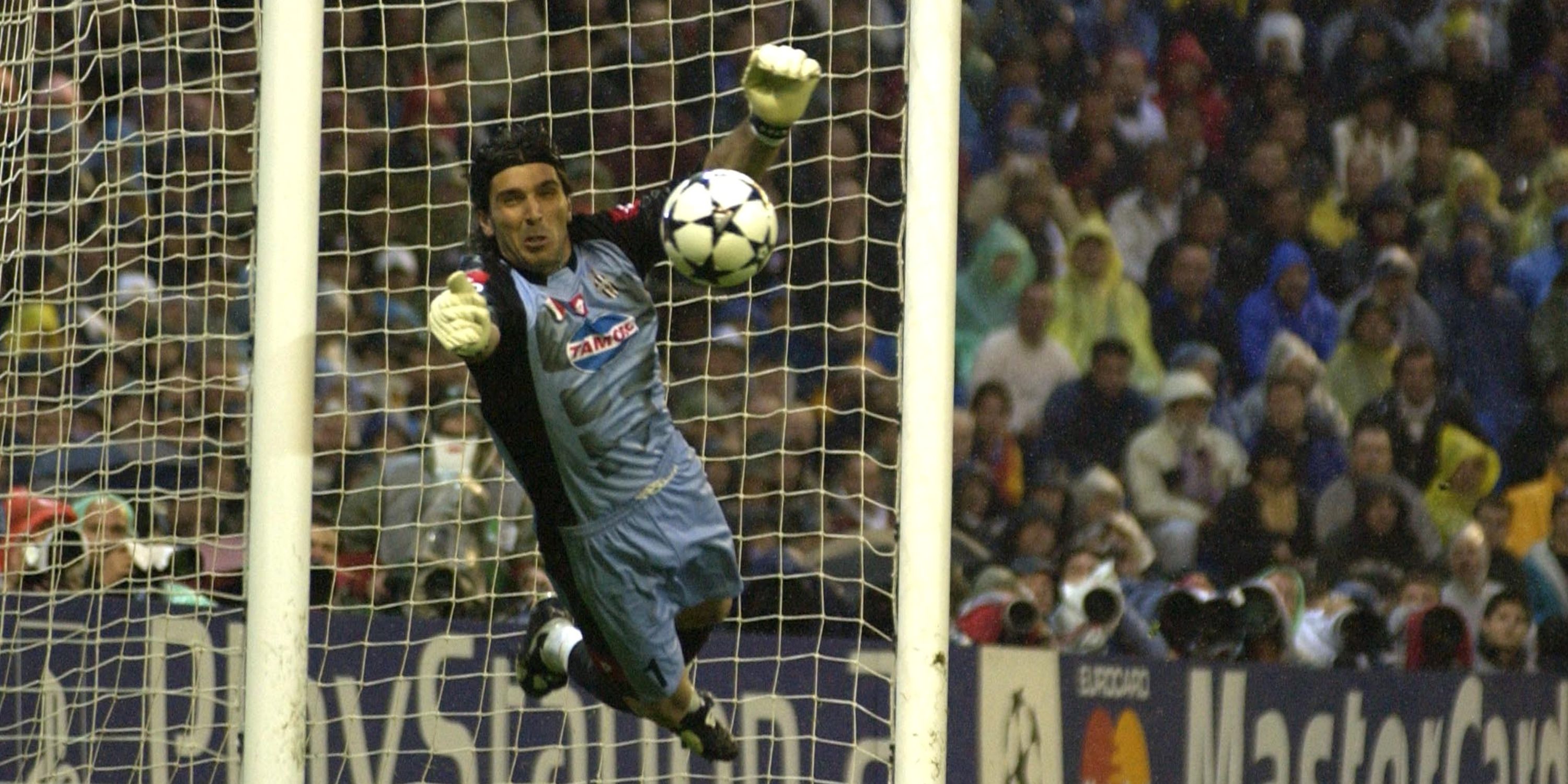 Gianluigi Buffon in action in the 2003 Champions League