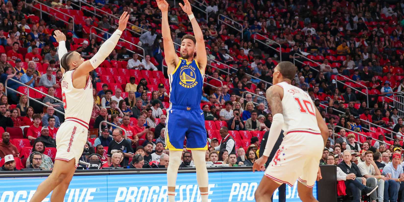 Dallas Mavericks Are Looking to Make Life 'A Lot Easier' for Thompson