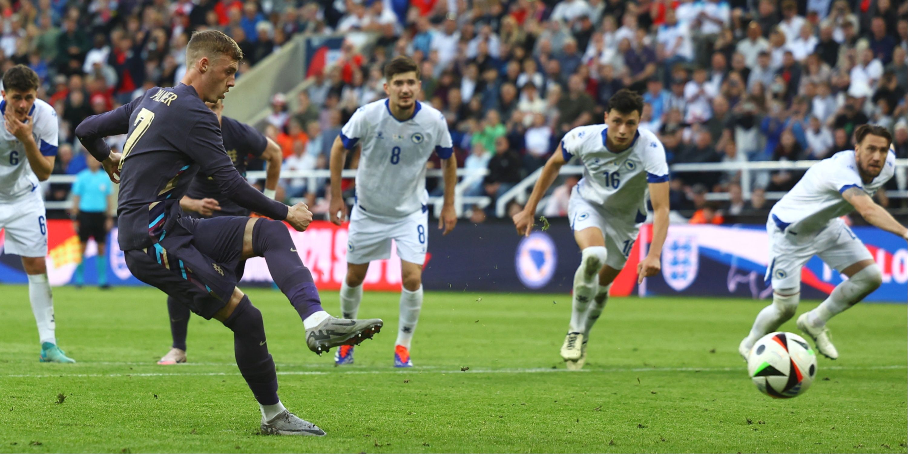 Cole Palmer takes a penalty for England