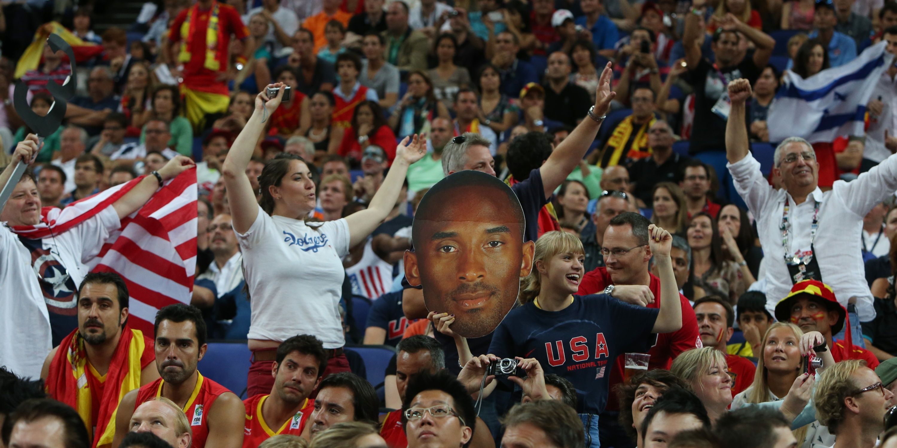 Team USA Basketball crowd