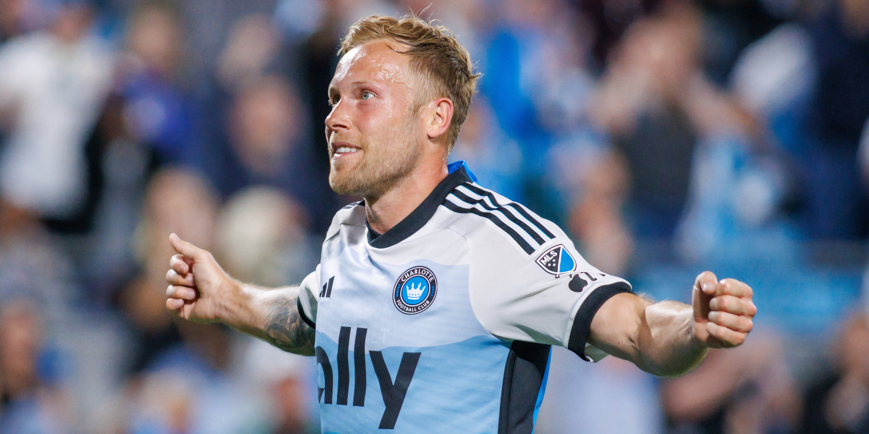 Charlotte FC midfielder Scott Arfield celebrating