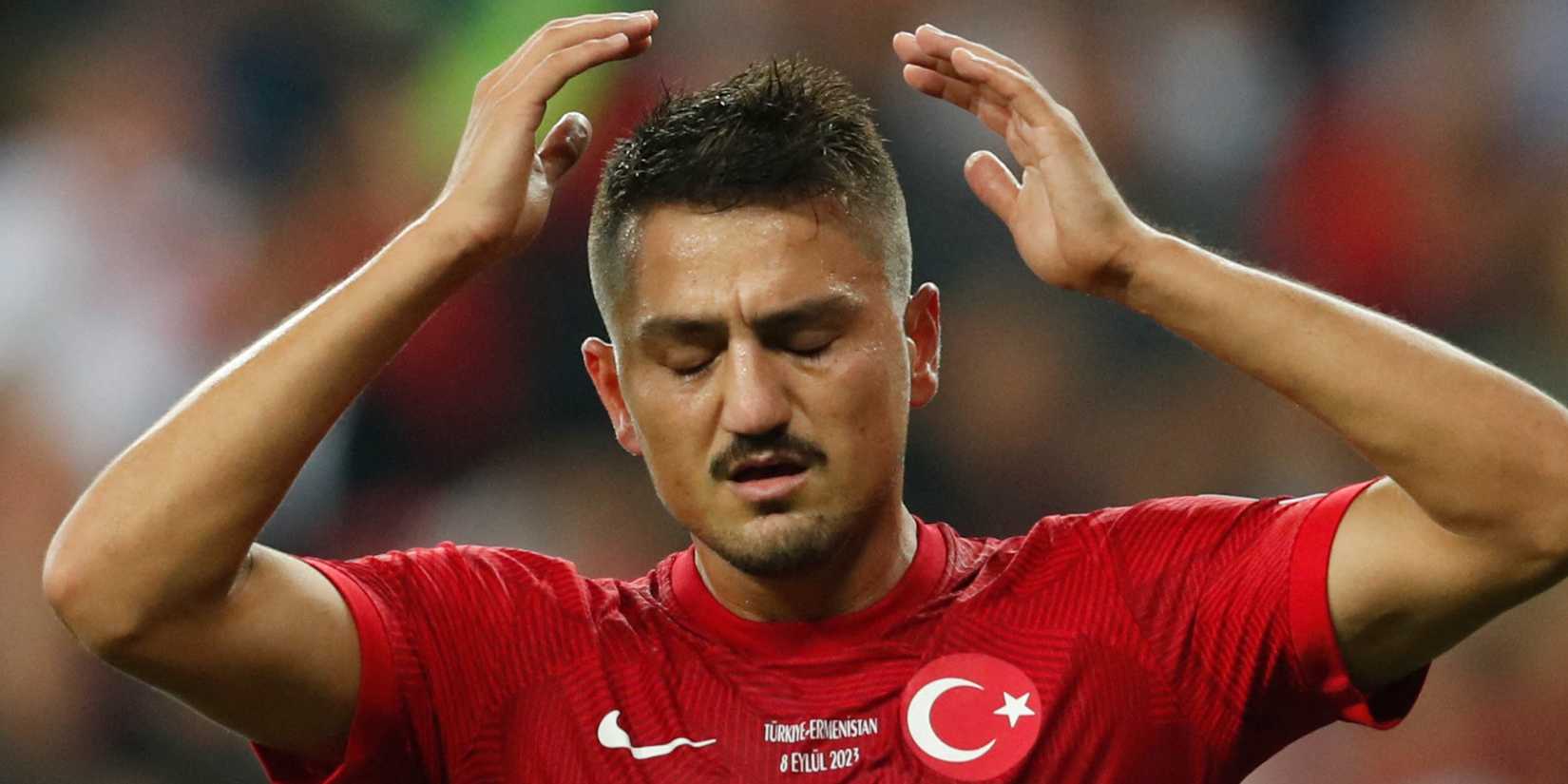 Cengiz Under in action for Turkey