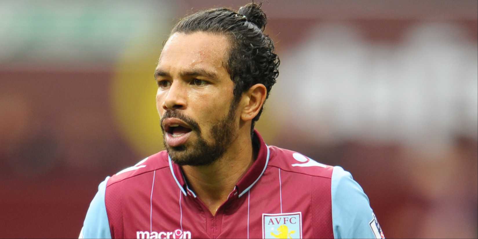 Kieran Richardson in action for Aston Villa