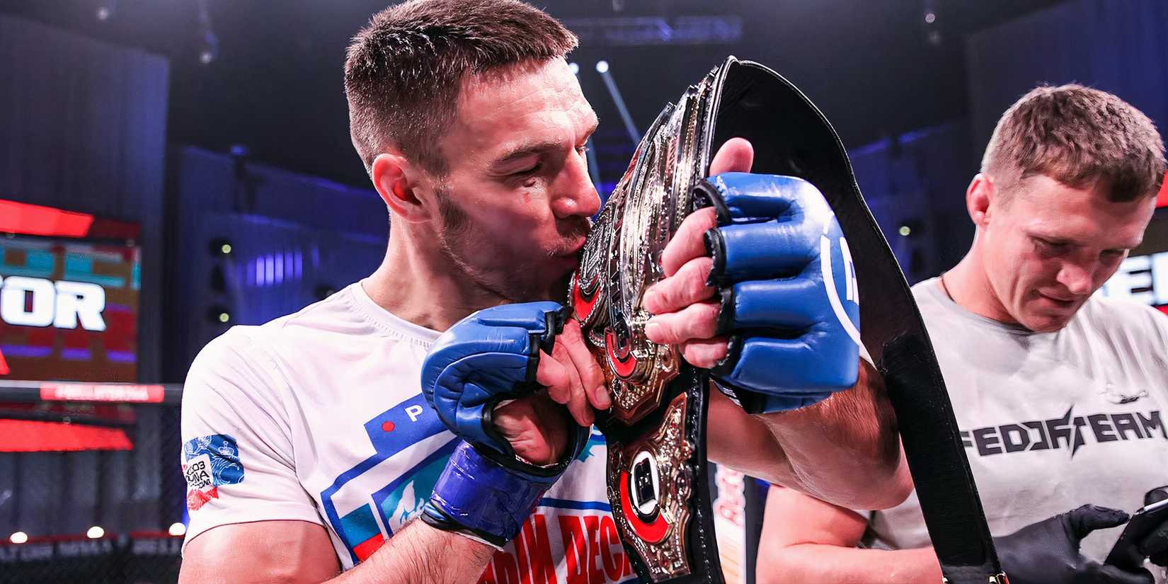 Nemkov Celebrates With Bellator Title