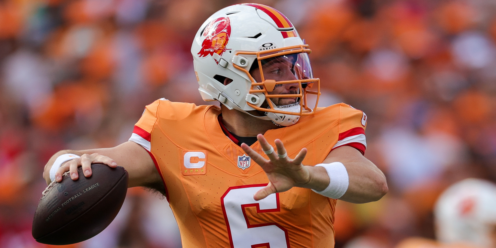 5 Alternate NFL Jerseys That Should Be Permanent (and 5 That