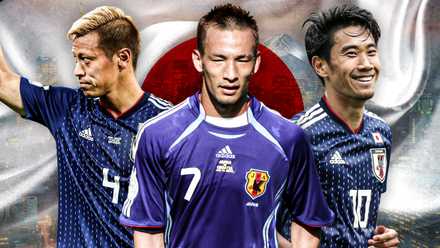 Keisuke Honda, Hidetoshi Nakata, Shinji Kagawa all in Japan kit with Japan theme