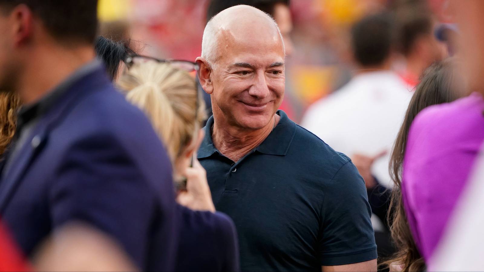 Bezos Net Worth in Spotlight Amid Liverpool Stake Talk