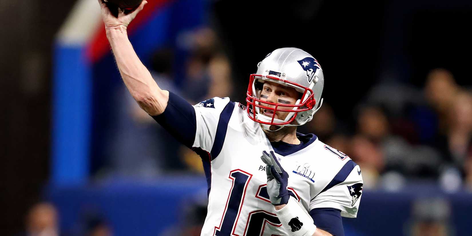 Tom Brady throwing pass in Super Bowl 53