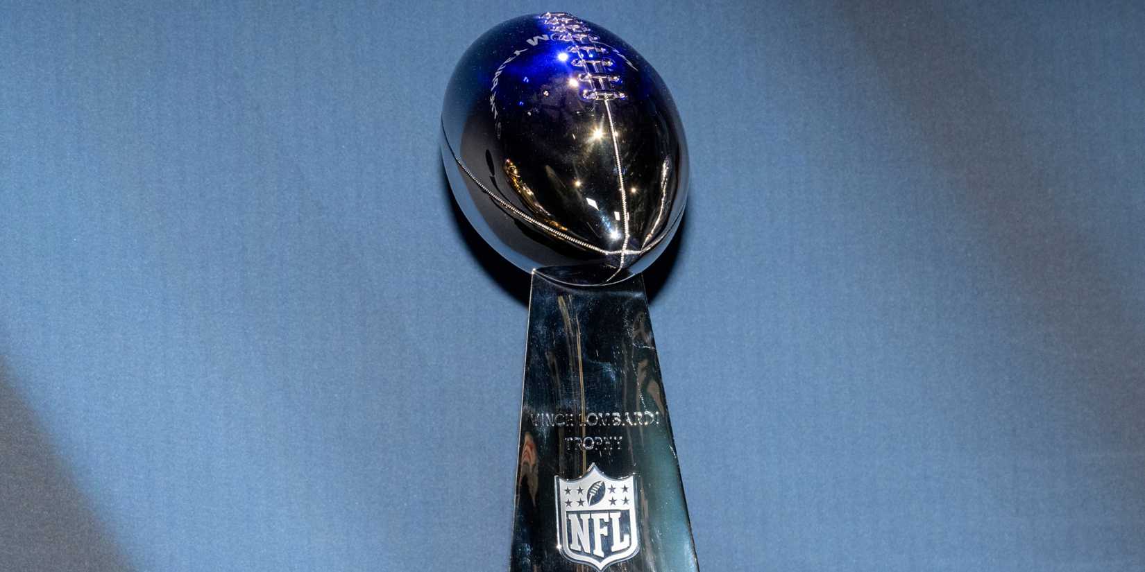 Vince Lombardi Trophy NFL Super Bowl
