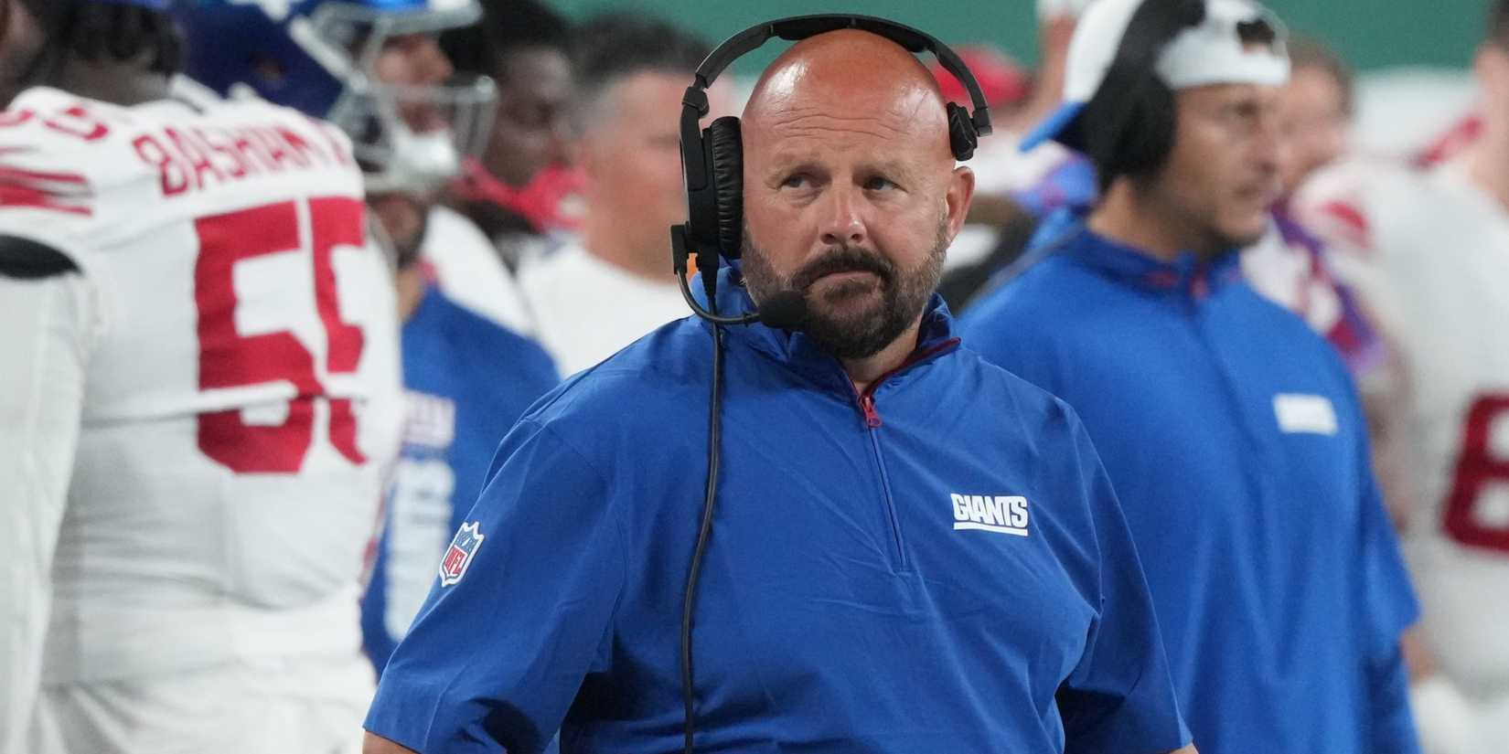 Giants head coach Brian Daboll on the sideline