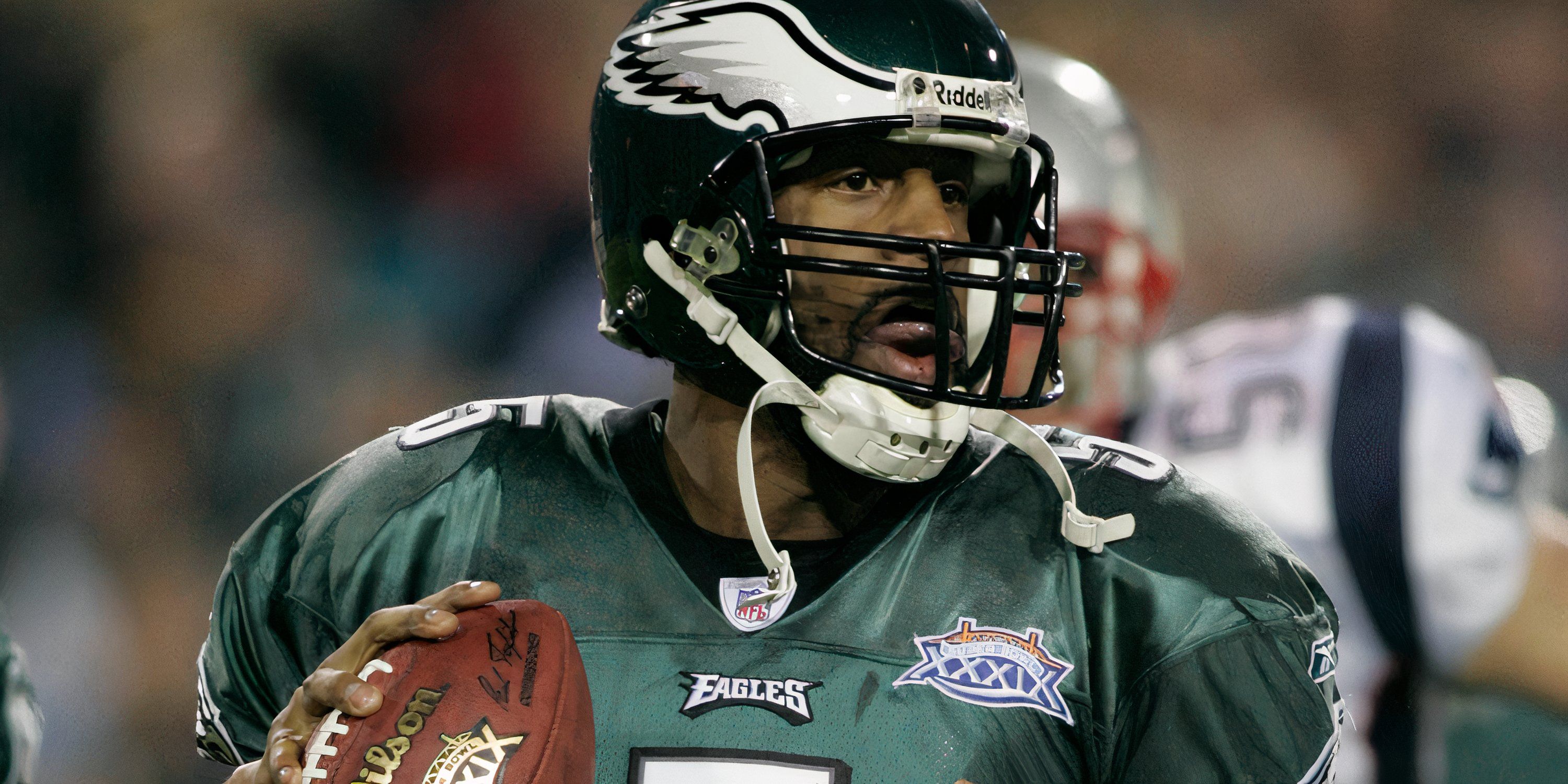 Philadelphia Eagles quarterback Donovan McNabb (5) sets to throw against the New England Patriots during Super Bowl XXXIX at Alltel Stadium