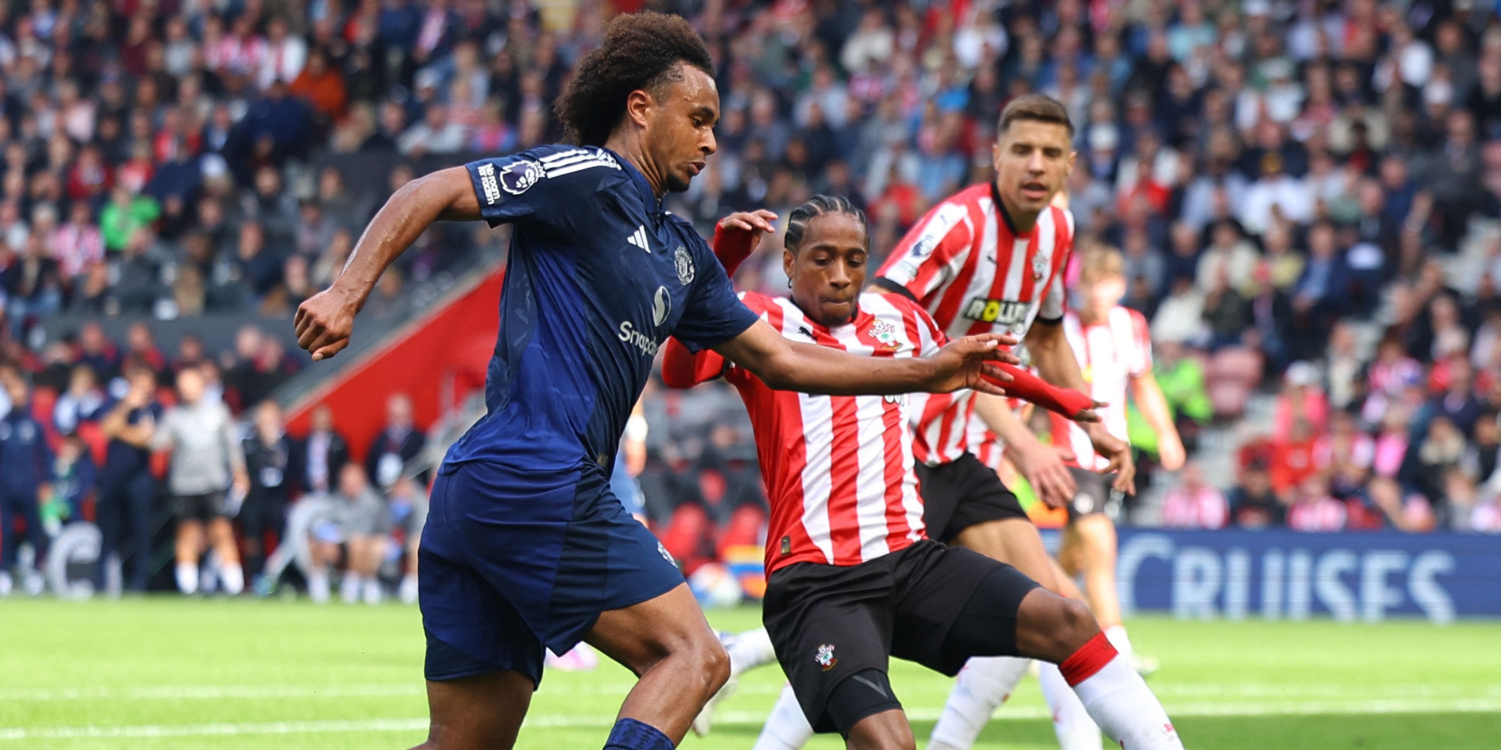 Joshua Zirkzee Impresses During Man United’s 3-0 Win vs Southampton