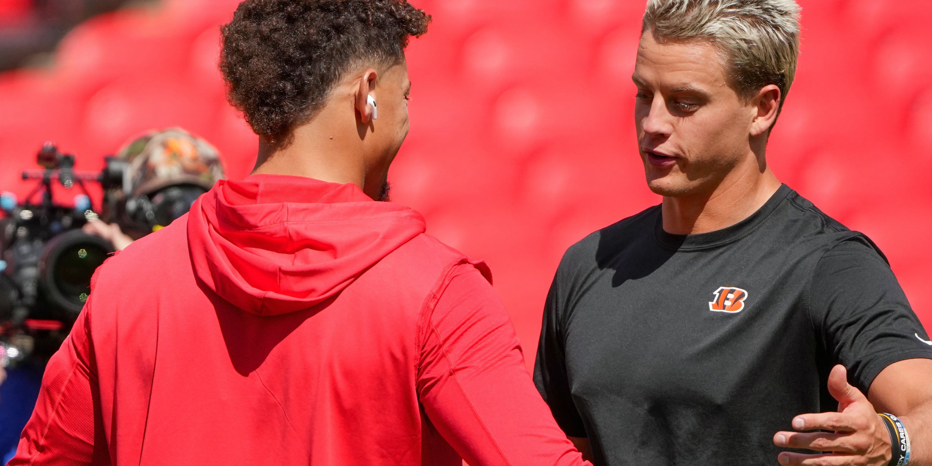 Joe Burrow and Patrick Mahomes