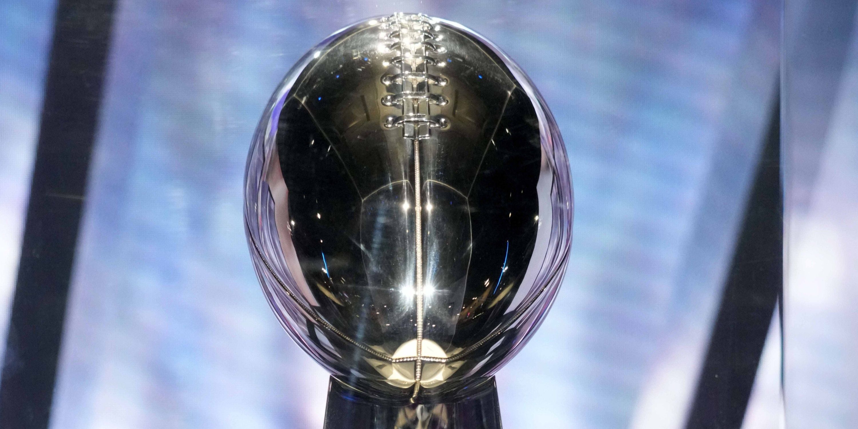 NFL Super Bowl Trophy