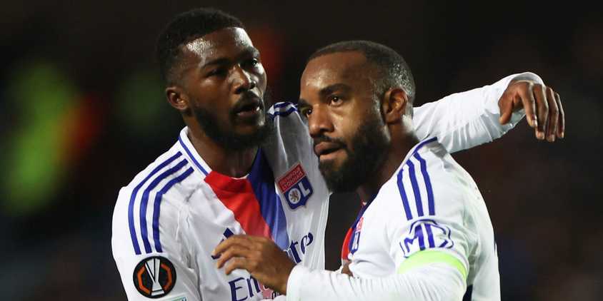 Lyon celebrate victory over Rangers