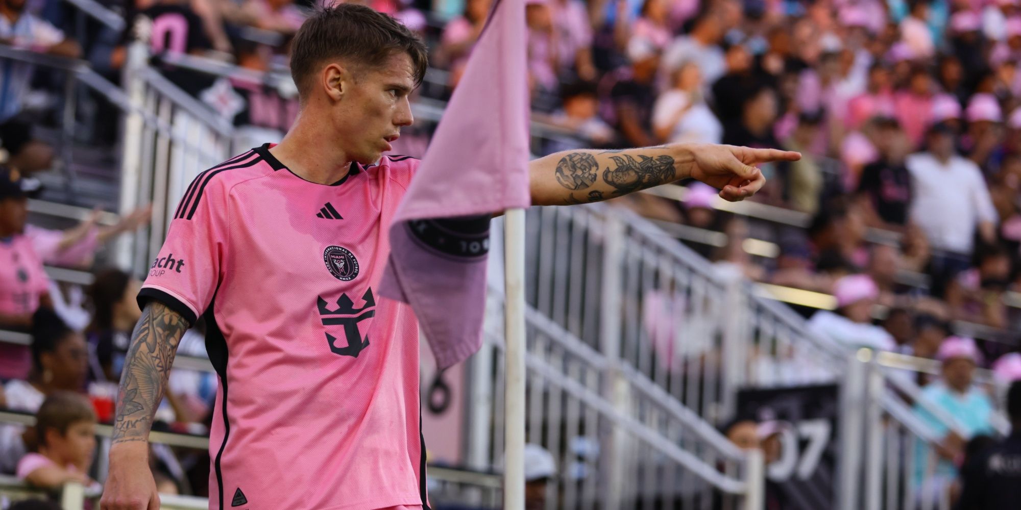 Inter Miami CF midfielder Robert Taylor (16) signals prior to a corner kick during the first half against the New England Revolution at Chase Stadium