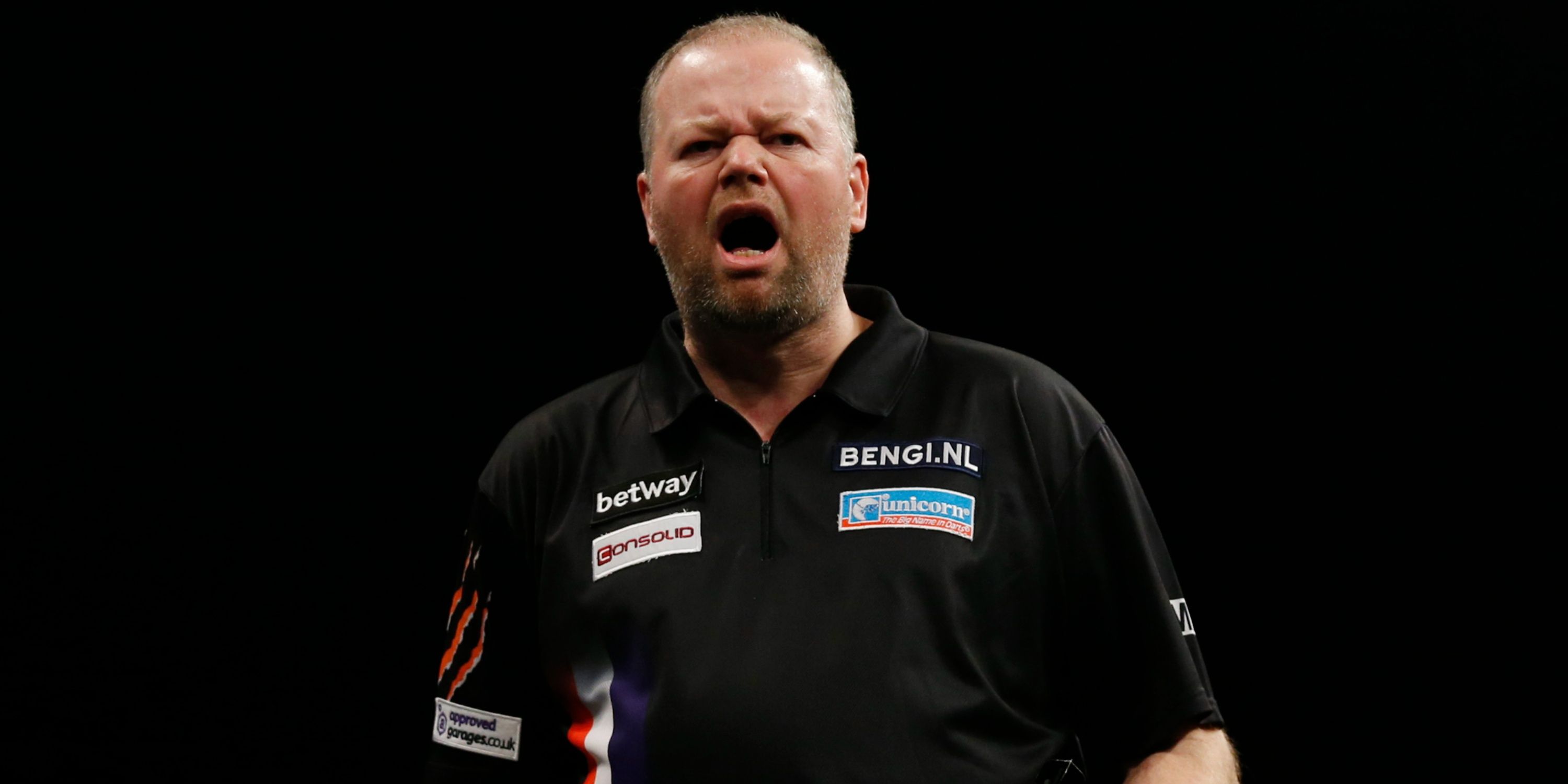 10 Greatest Darts Players In History [Ranked]