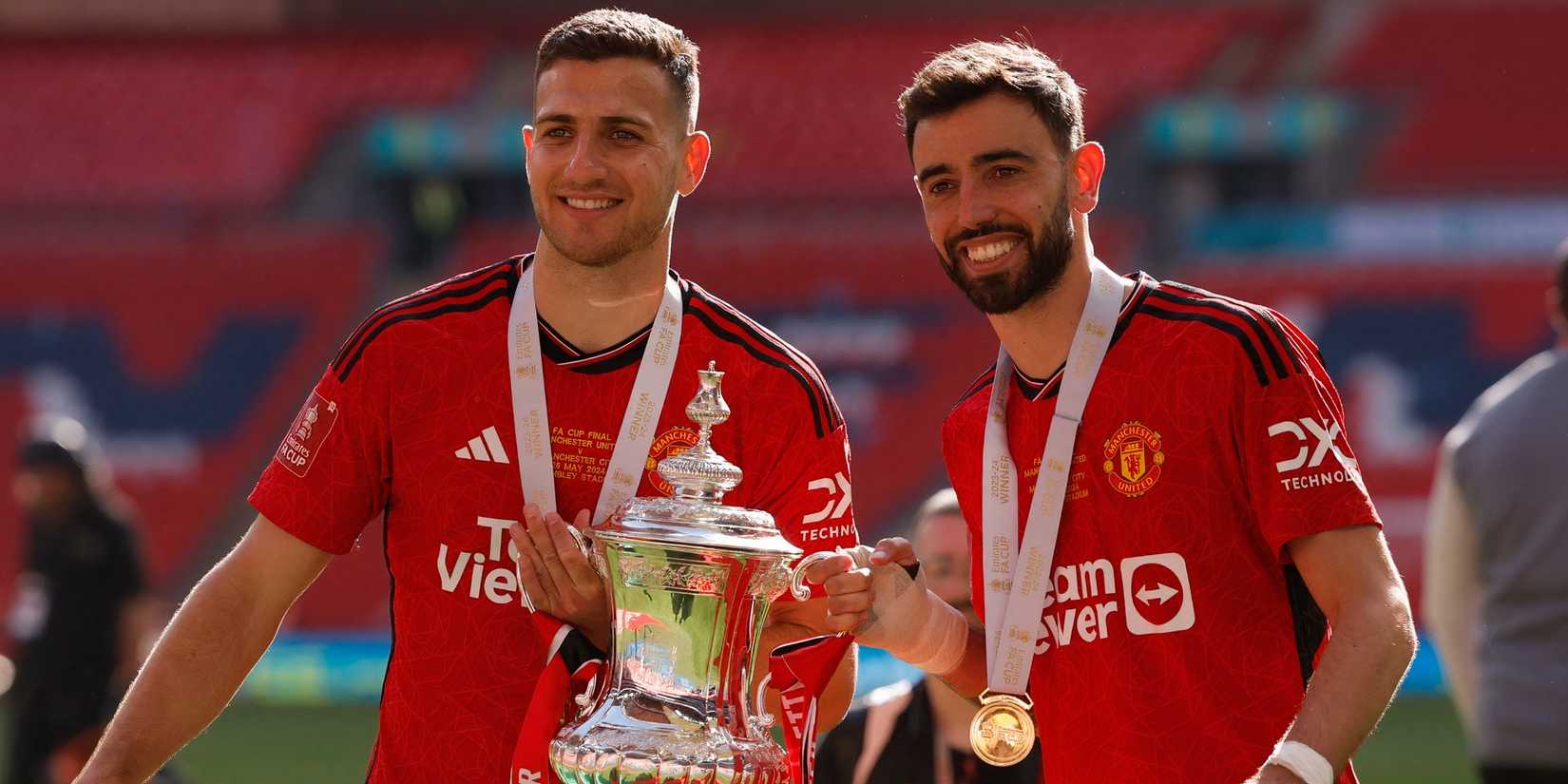 bruno fernandes diogo dalot