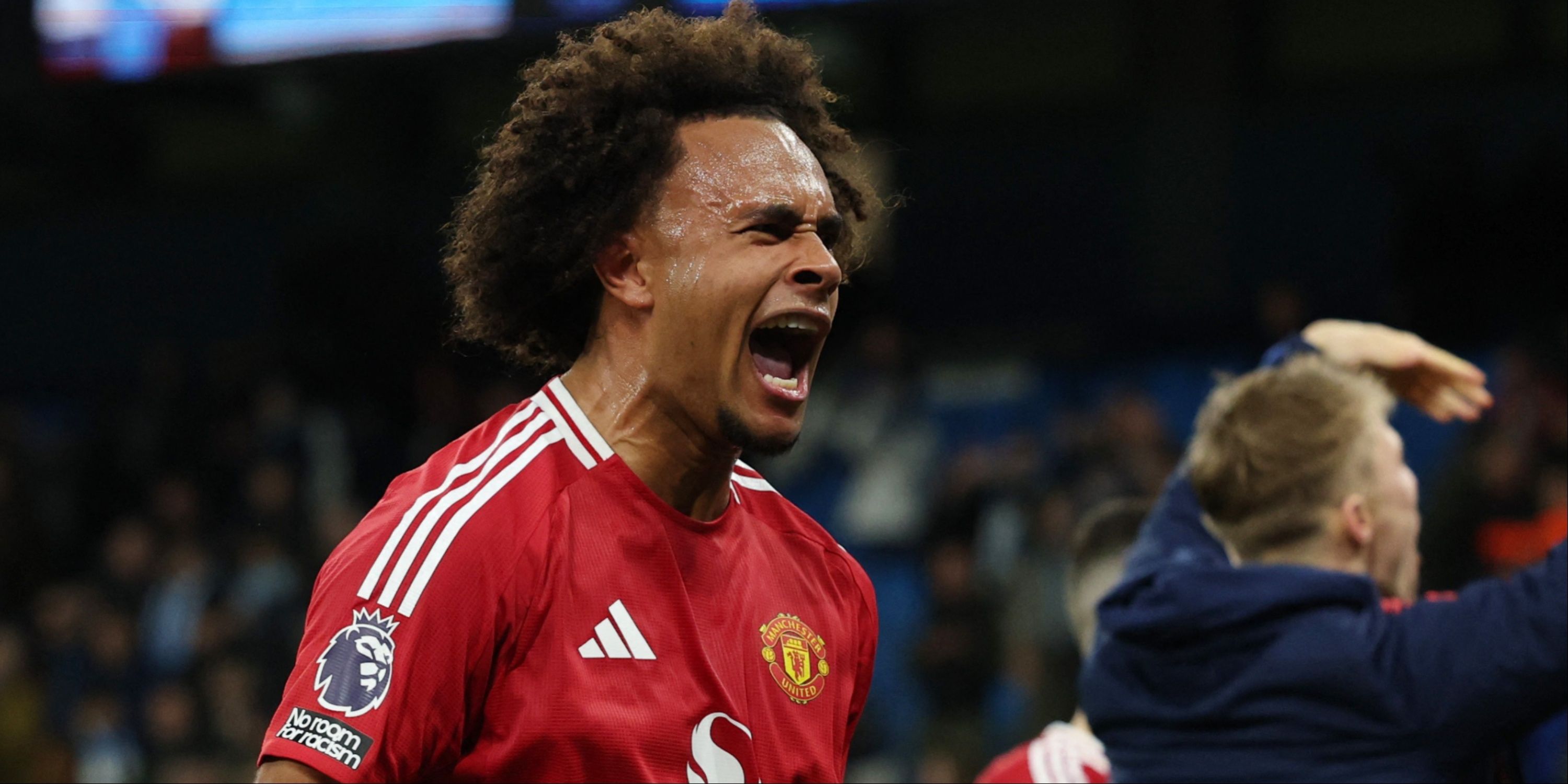 Joshua Zirkzee Taunts Manchester City Fans After 2-1 Loss vs Manchester  United