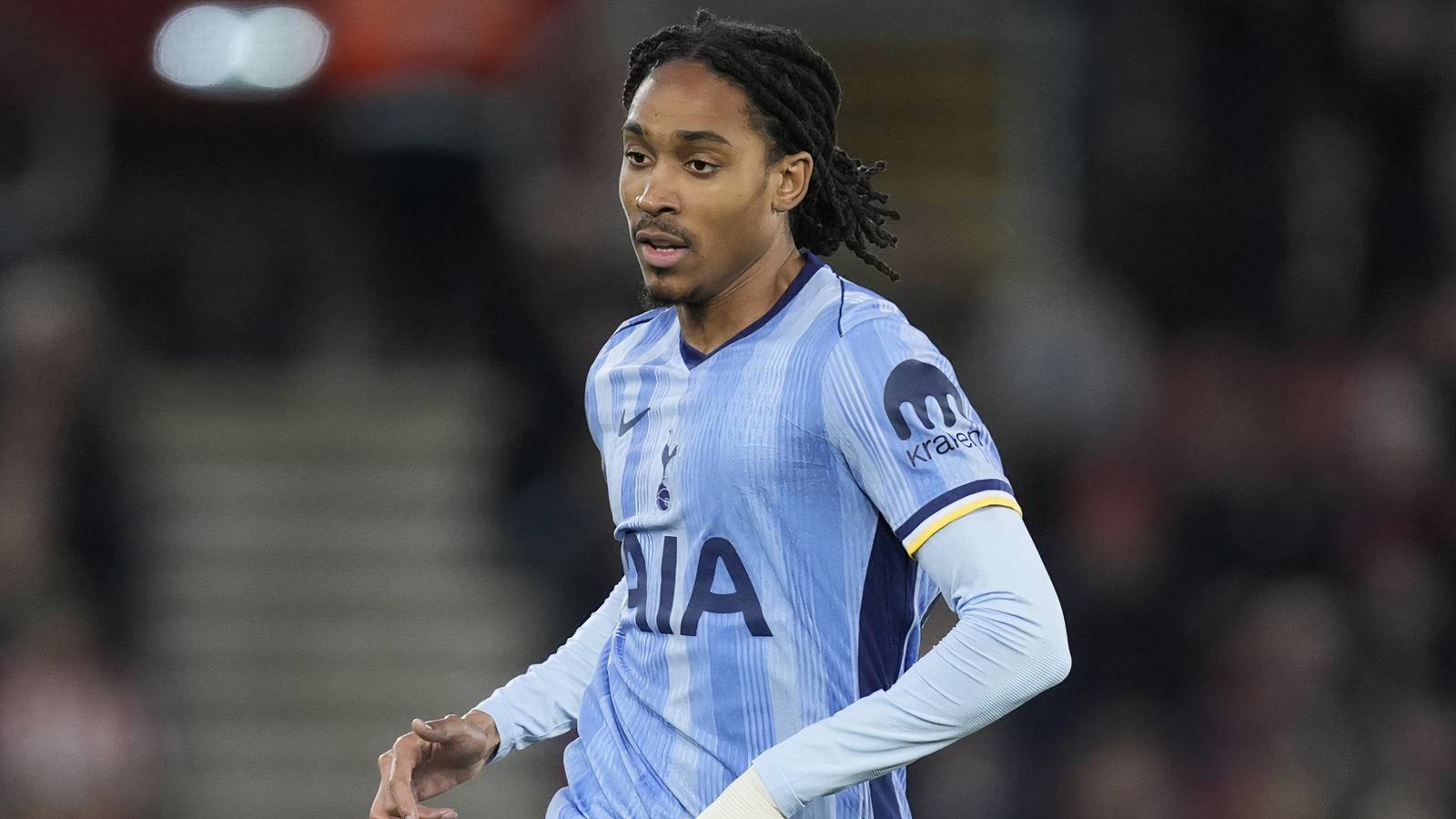 Alasdair Gold: Worrying Thing Djed Spence Did After Thomas Frank Subbed Him for Tottenham - GiveMeSport