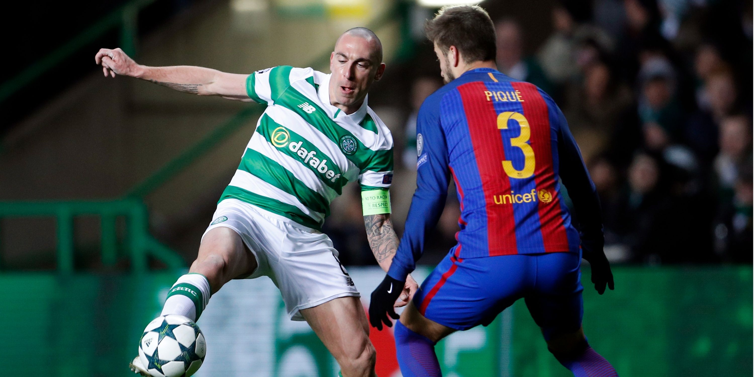 سكوت براون يأخذ جيرارد بيكي