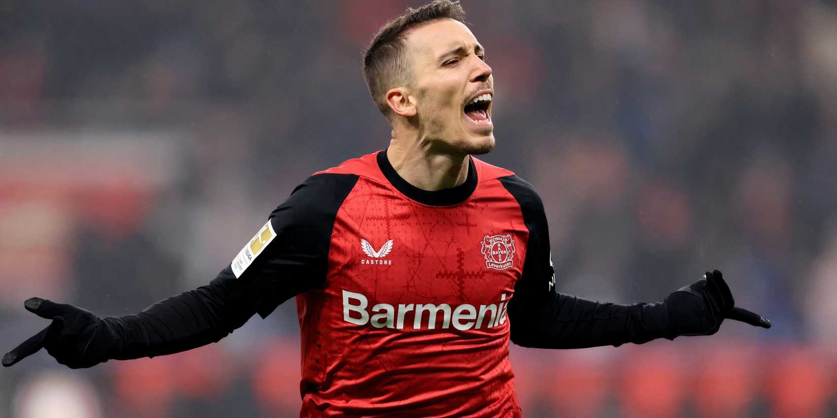 Alejandro Grimaldo Bayer Leverkusen