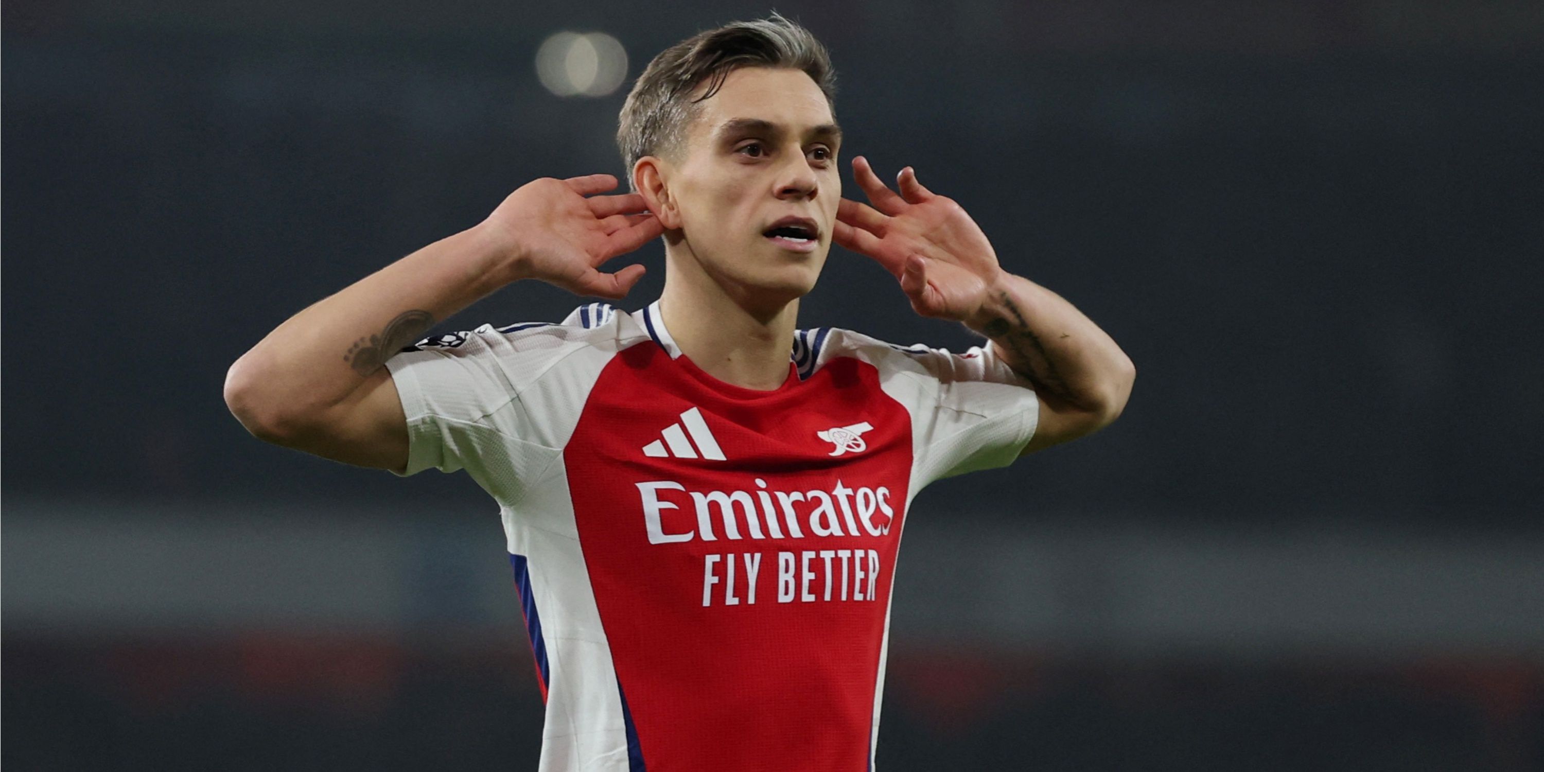 Leandro Trossard celebrates his goal against Spurs