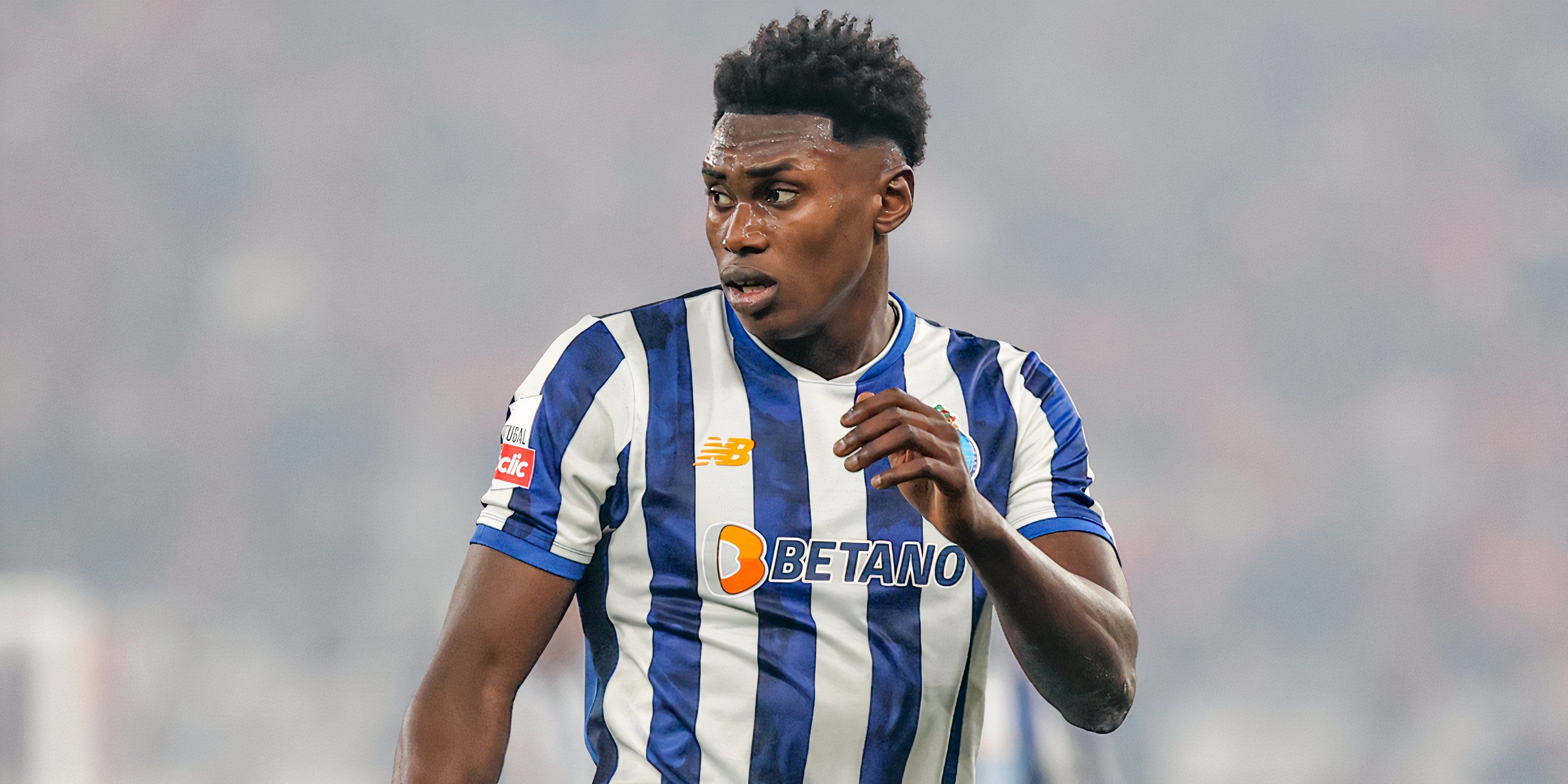 Samu Omorodion in action for Porto