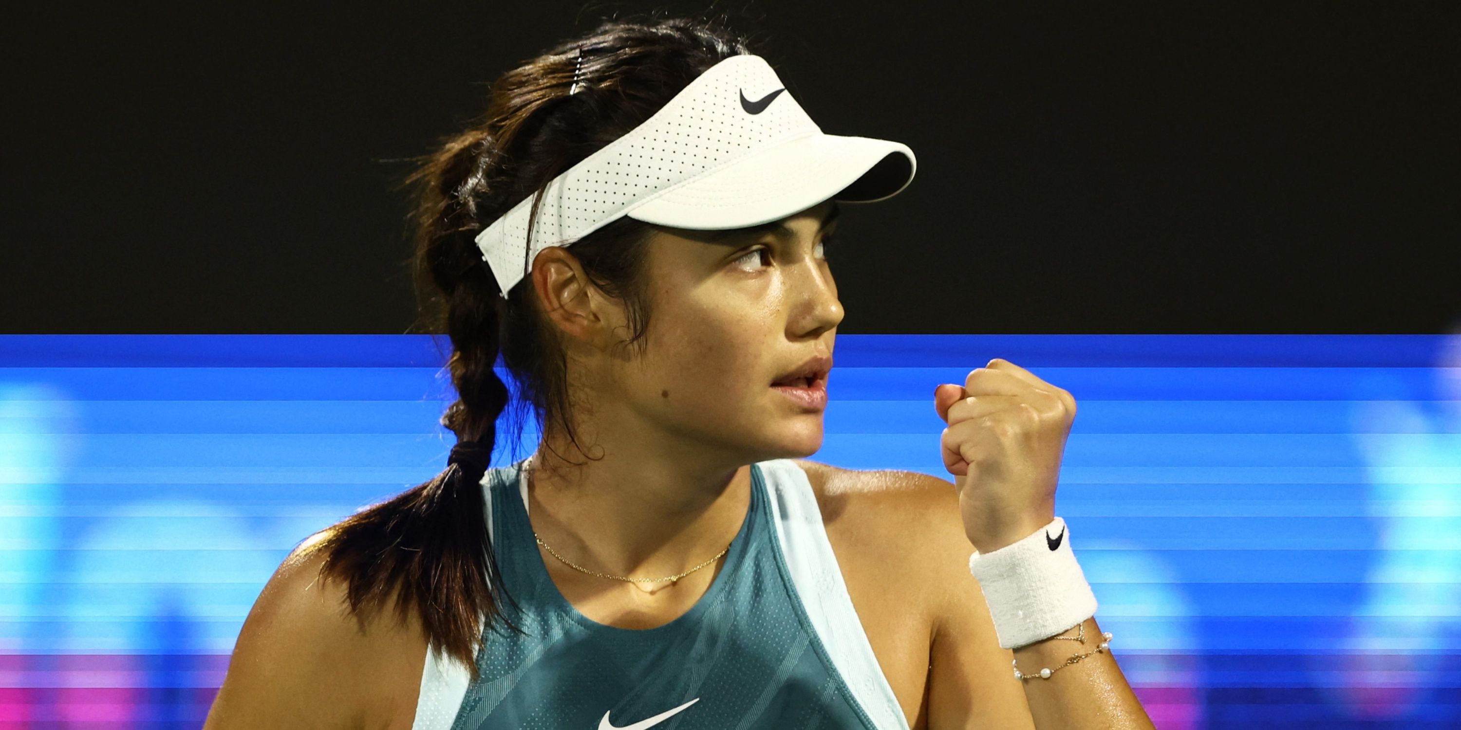 Footage of Moment Emma Raducanu Spotted 'Fixated' Fan at Dubai Open