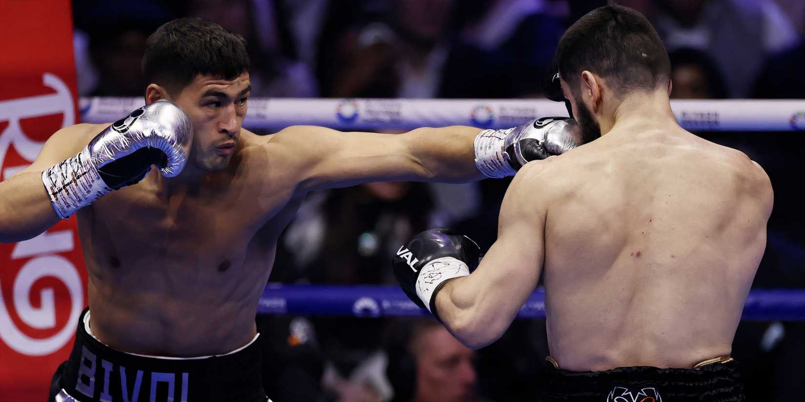 Dmitry Bivol vs Artur Beterbiev