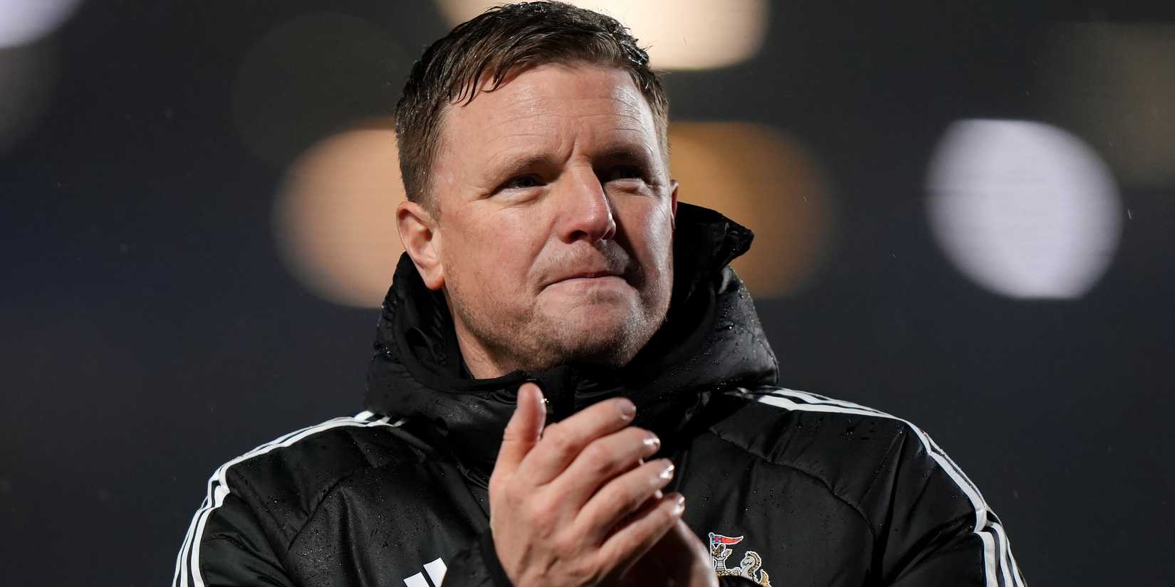 Newcastle United manager Eddie Howe applauding