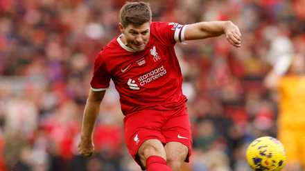 Steven Gerrard in action for Liverpool legends